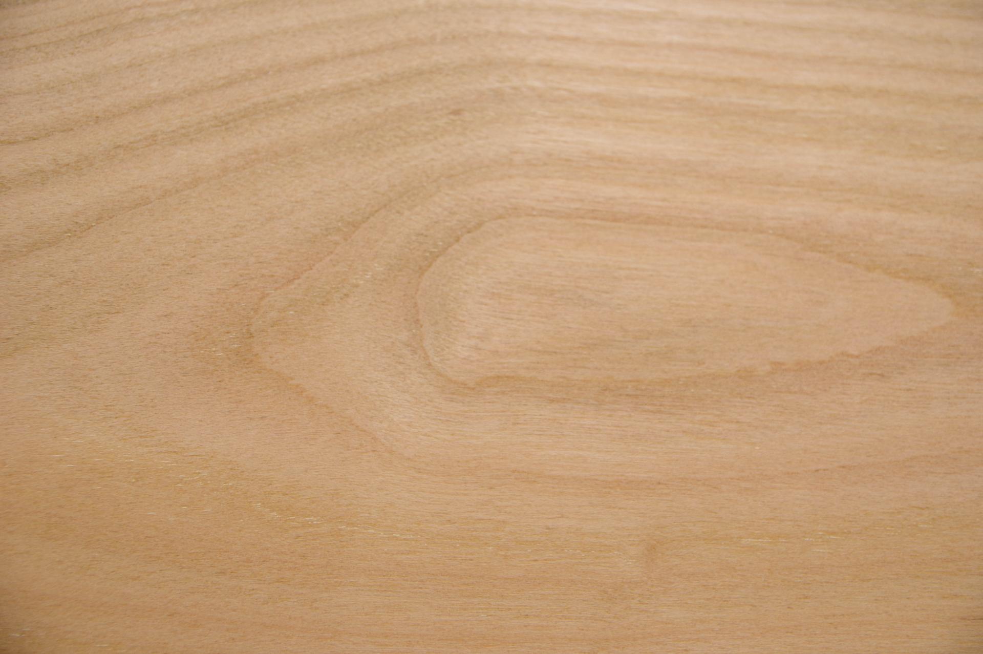 European Cherry, - veneer (0,6mm) - 0,72m² (30pcs. x 20cm x 12cm)