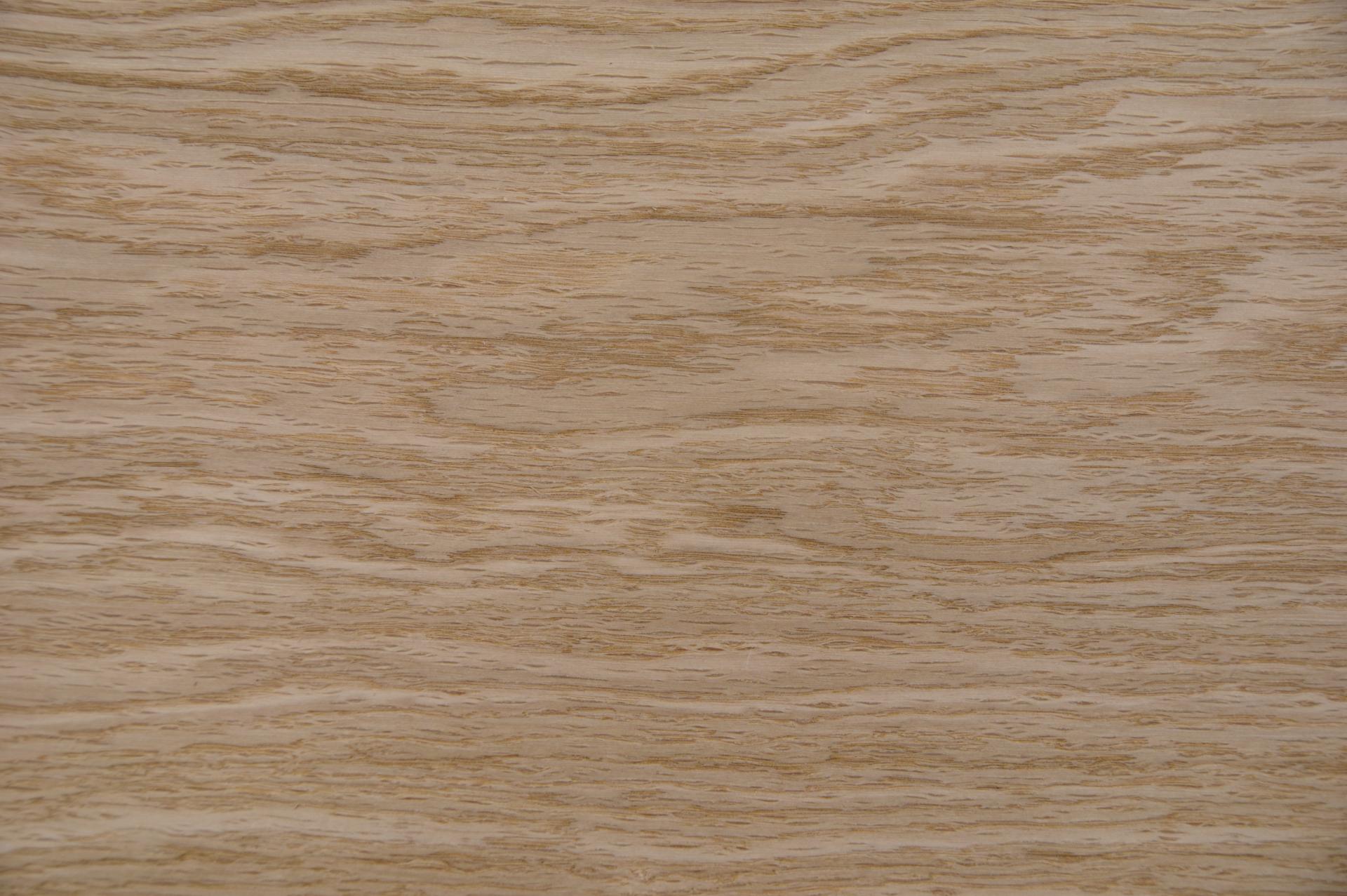 Eiche, europäische -Furnier (0,6mm) - 24,71m² (32Stk. x 297cm x 26cm)