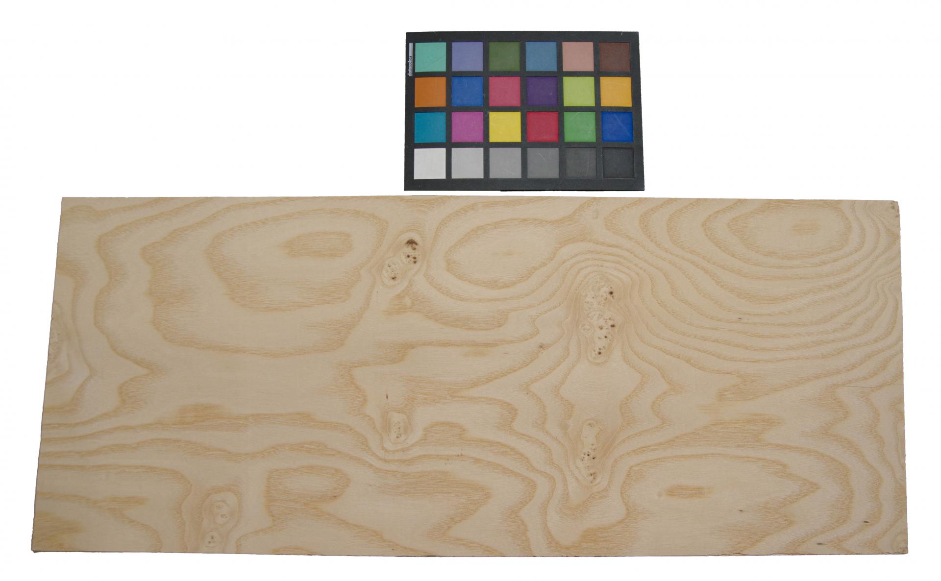 Esche Maser, weiß -Furnier (0,6mm) - 0,95m² (5Stk. x 68cm x 28cm)