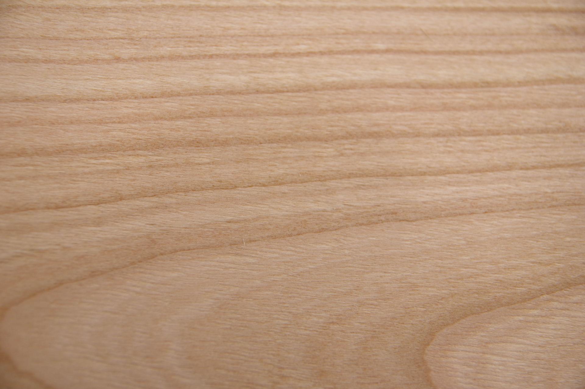 European Cherry, - veneer (0,9mm) - 0,3m² (16pcs. x 21cm x 9cm)