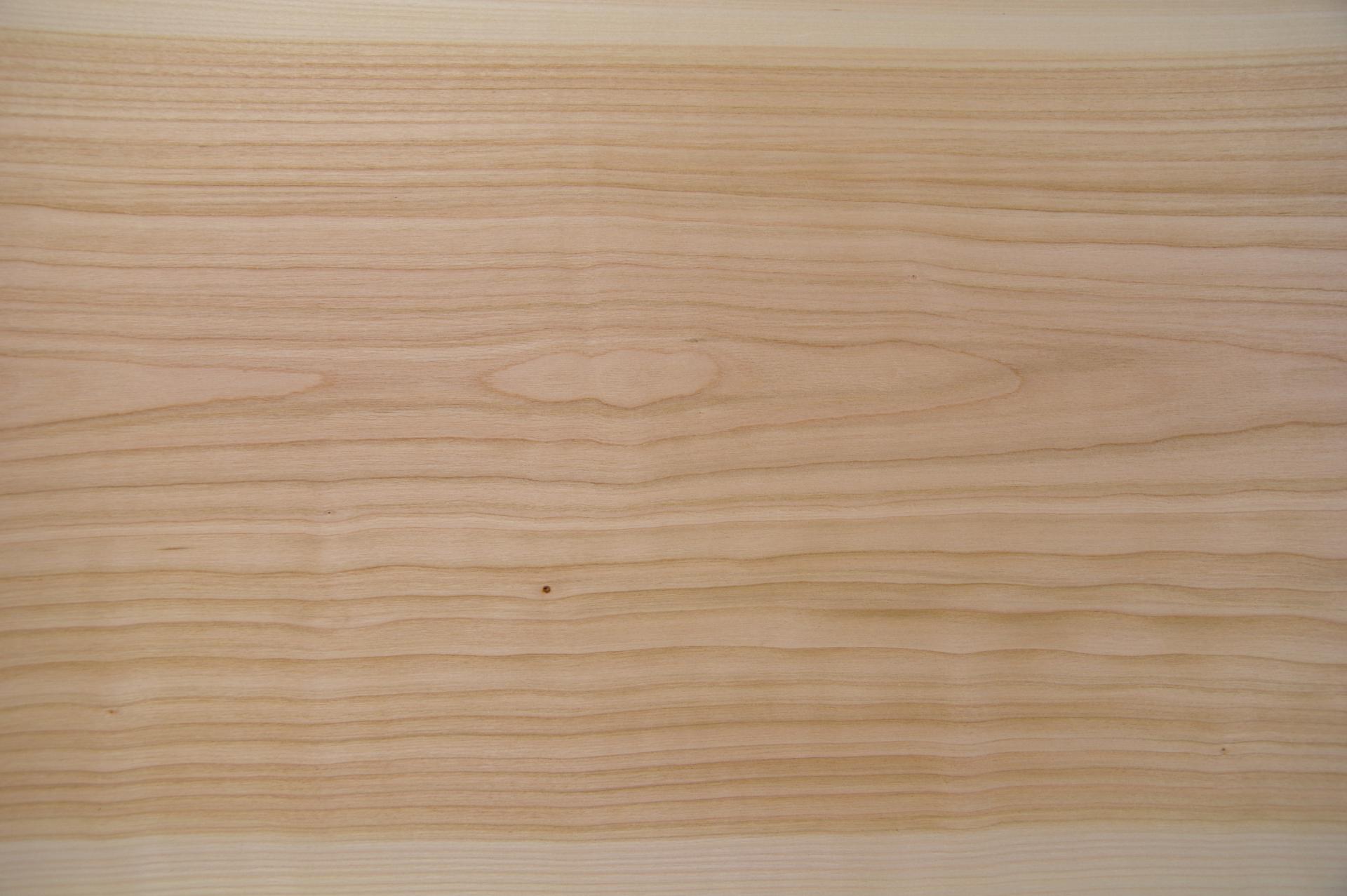 European Cherry, - veneer (2,5mm) - 3m² (6pcs. x 115cm x 43,5cm)