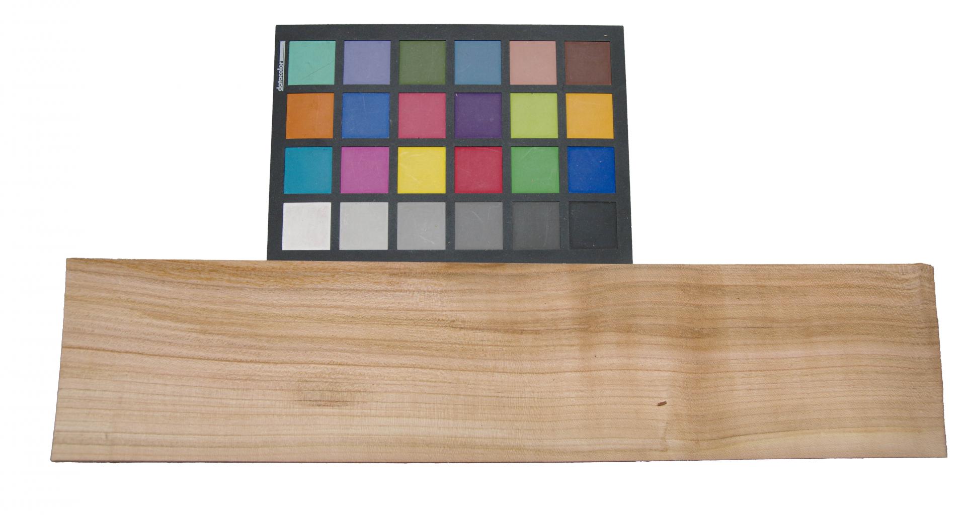 European Cherry, - veneer (2,4mm) - 0,4m² (9pcs. x 44cm x 10cm)