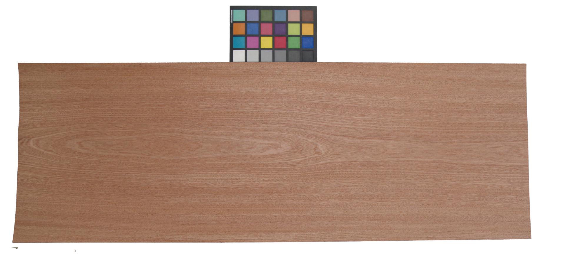 Mahogany Sapeli, - veneer (2,4mm) - 3,45m² (8pcs. x 112cm x 38,5cm)