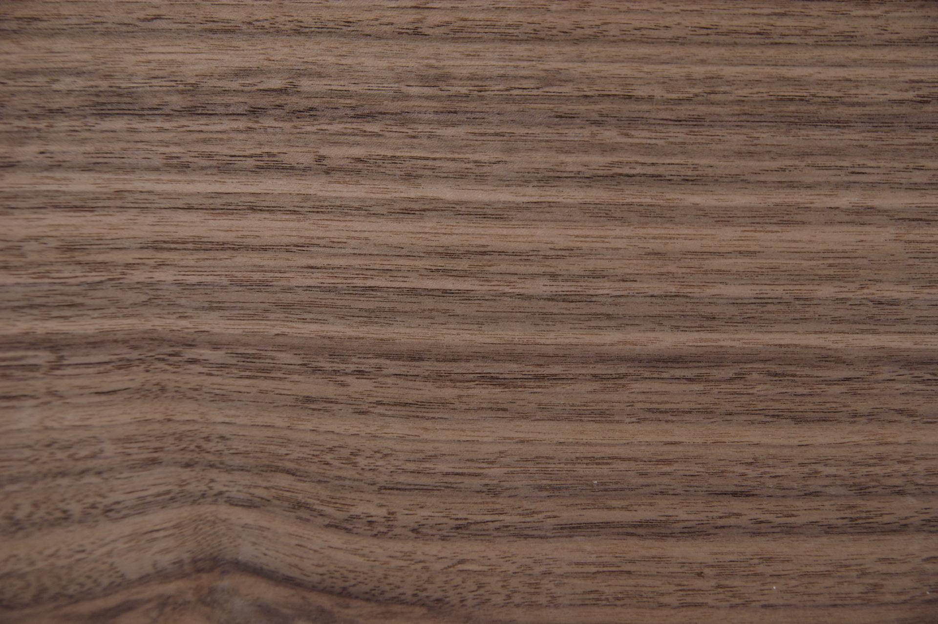 Nussbaum, amerikanischer -Furnier (1,4mm) - 1,69m² (12Stk. x 83cm x 17cm)