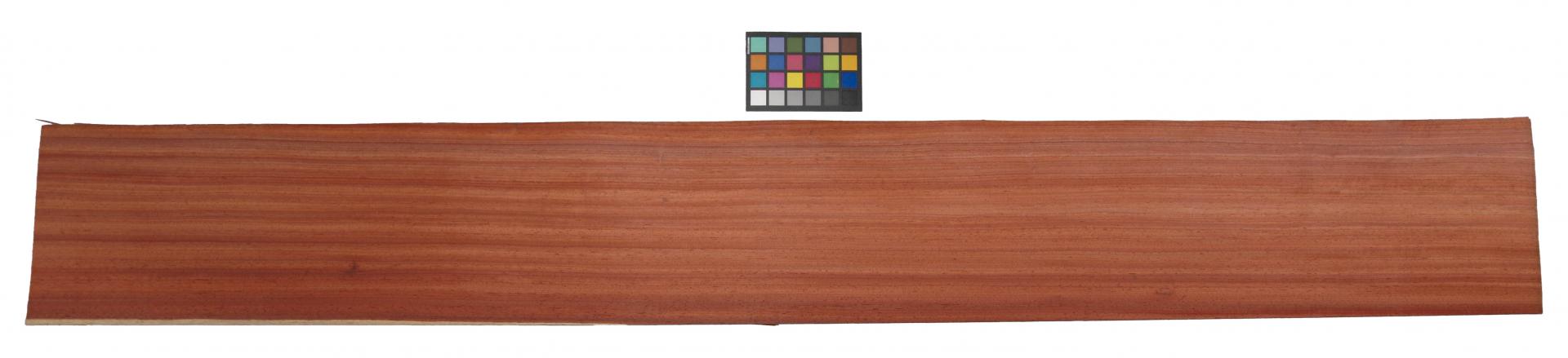 Padouk, - veneer (0,6mm) - 20,81m² (24pcs. x 255cm x 34cm)