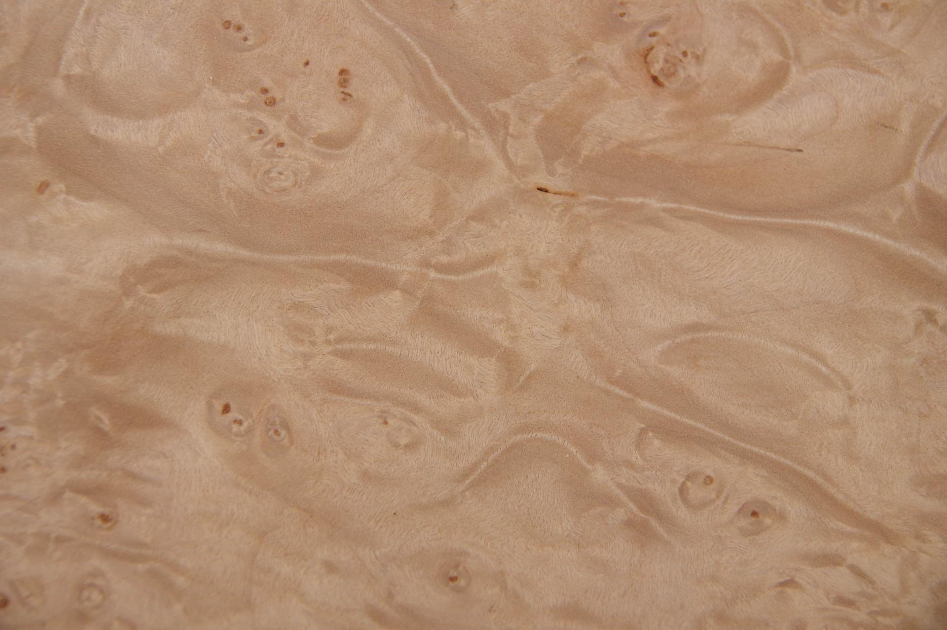 Ahorn Maser (gedämpft) -Furnier (0,6mm) - 0,65m² (24Stk. x 18cm x 15cm)