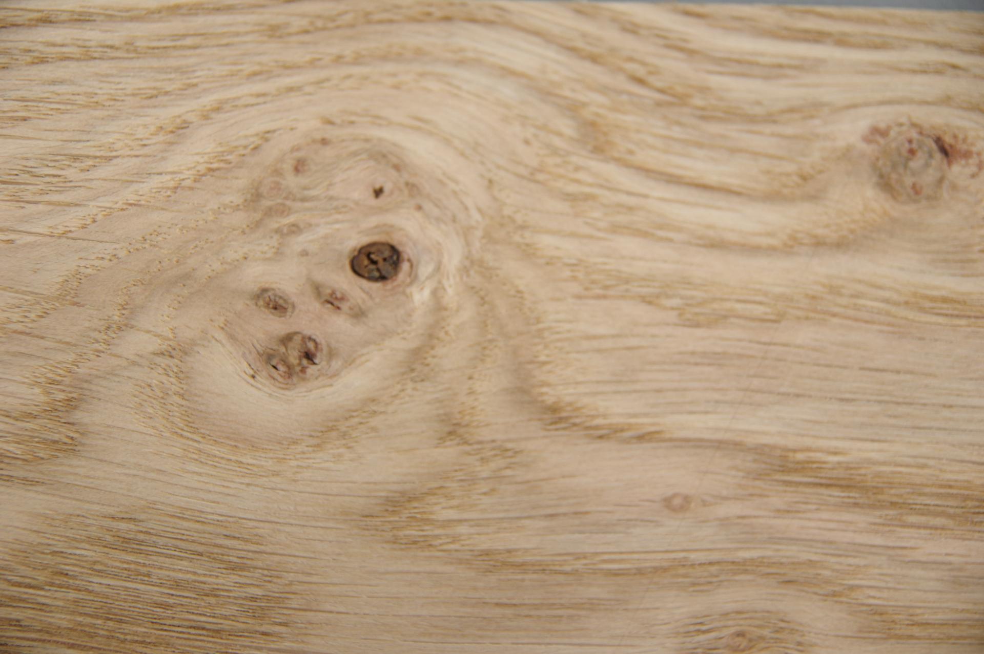Eiche (Asteiche Wildeiche) -Furnier (0,9mm) - 0,79m² (16Stk. x 55cm x 9cm)