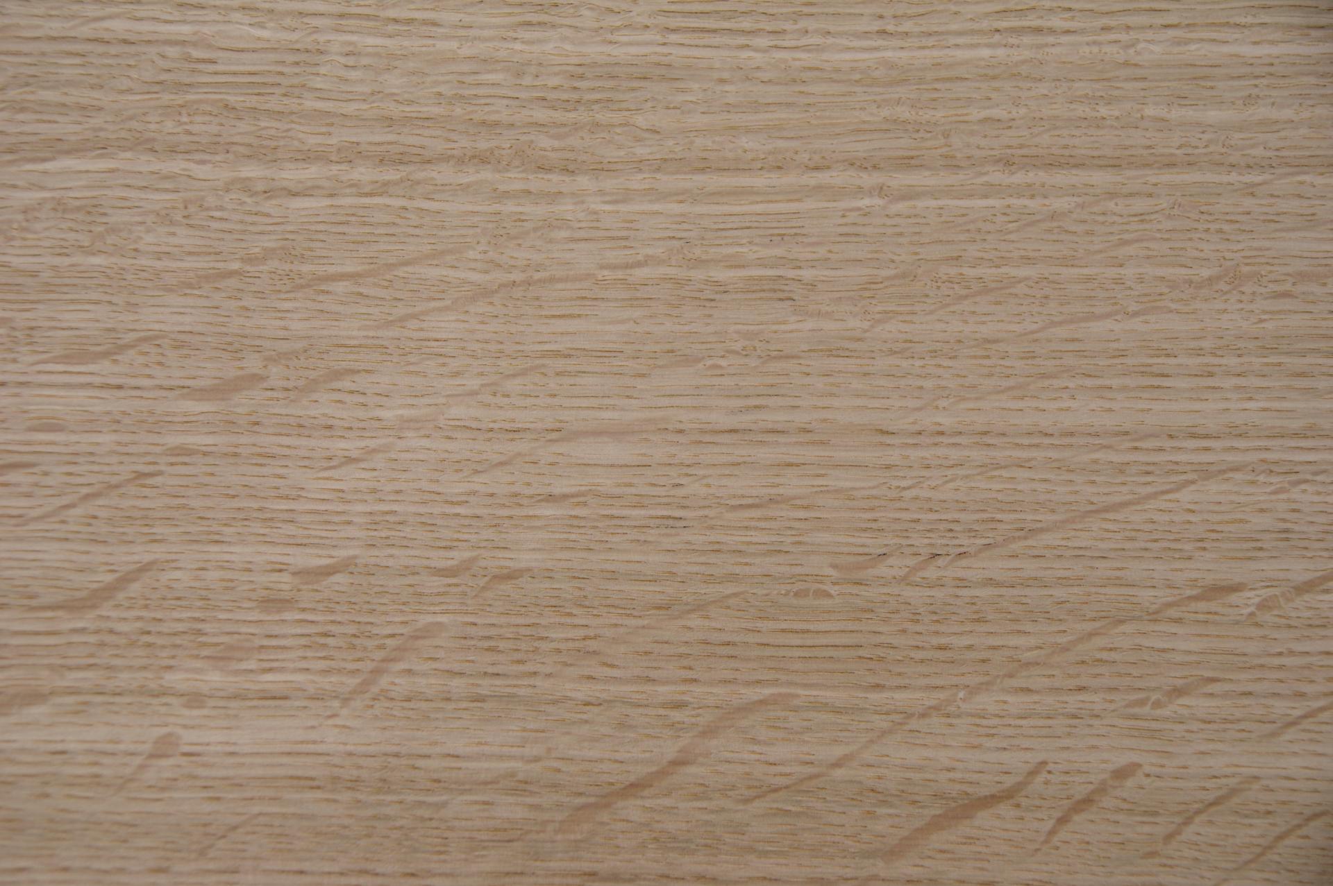 Eiche, europäische -Furnier (0,6mm) - 2,76m² (32Stk. x 48cm x 18cm)