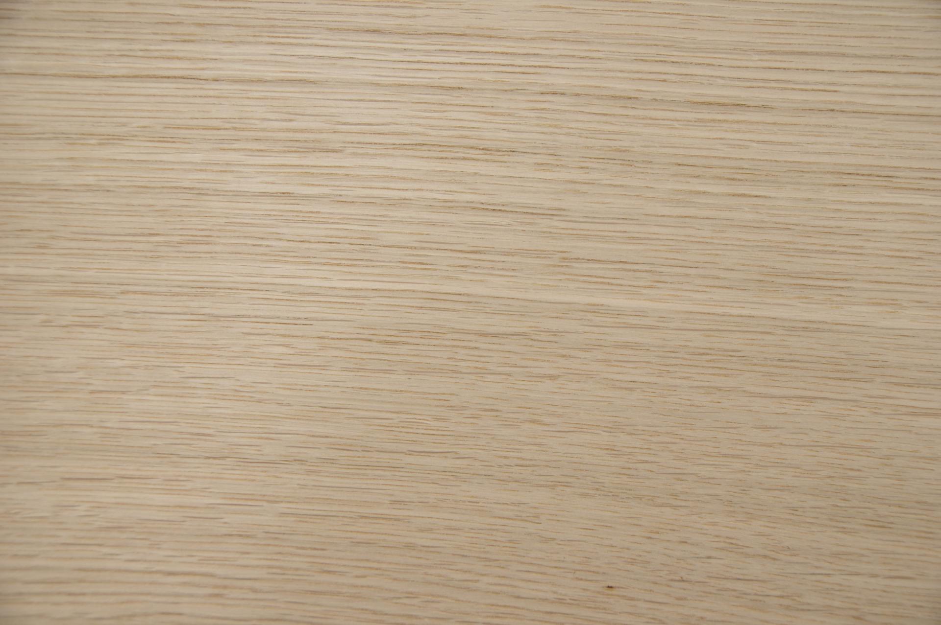 Eiche, europäische -Furnier (0,9mm) - 2,99m² (16Stk. x 89cm x 21cm)