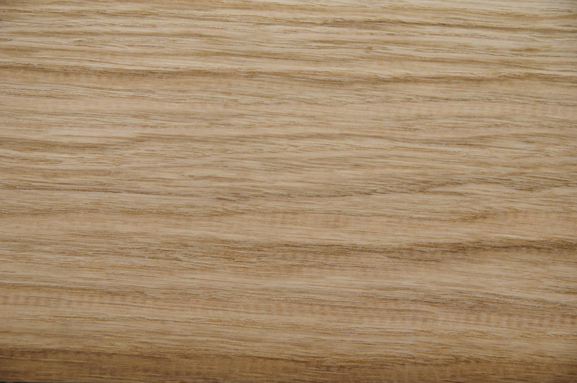 European Oak, - veneer (2,4mm) - 1,32m² (8pcs. x 118cm x 14cm)