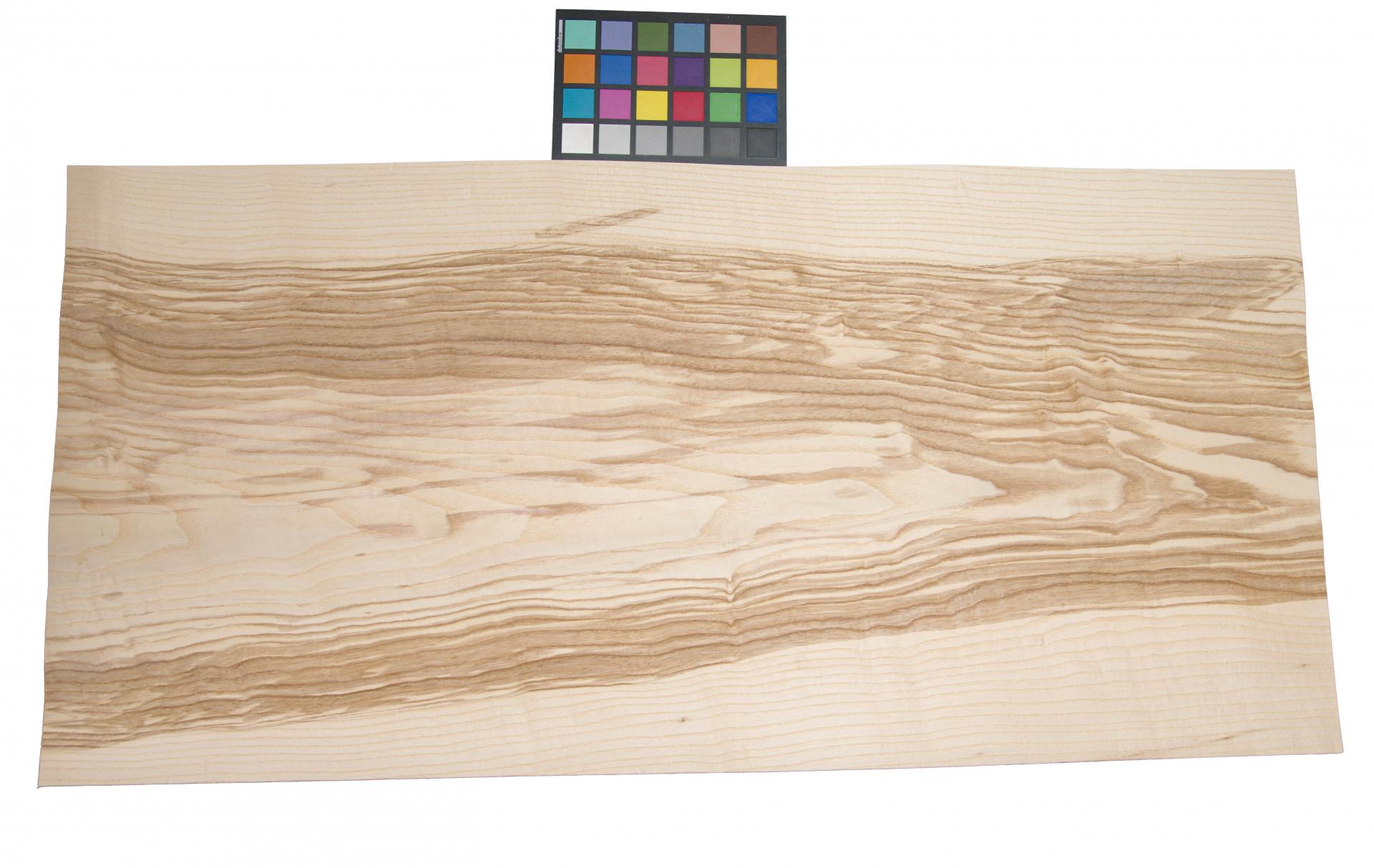 Olive Ash, - veneer (0,6mm) - 3,88m² (8pcs. x 101cm x 48cm)