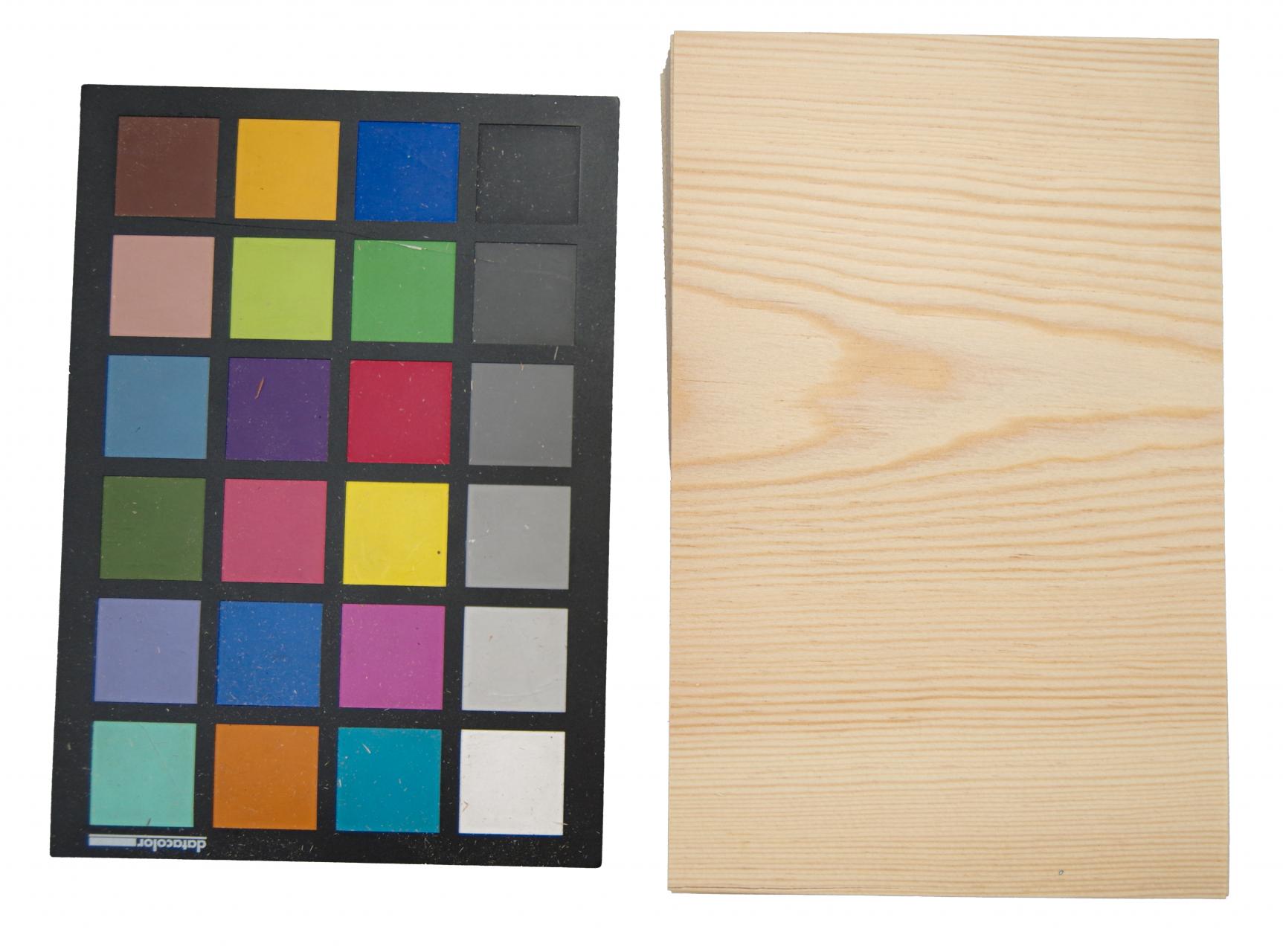 Kiefer -Furnier (0,9mm) - 0,64m² (24Stk. x 13cm x 20,5cm)