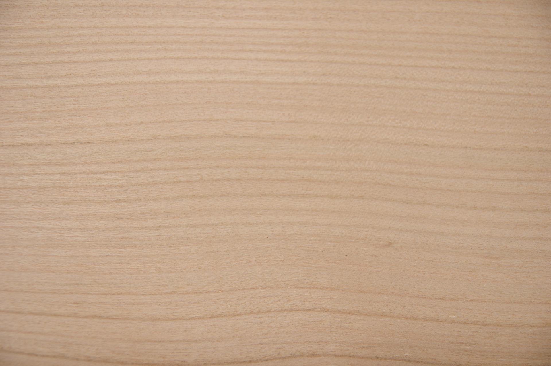 Kirschbaum, europäischer -Furnier (0,6mm) - 12,32m² (28Stk. x 326cm x 13,5cm)