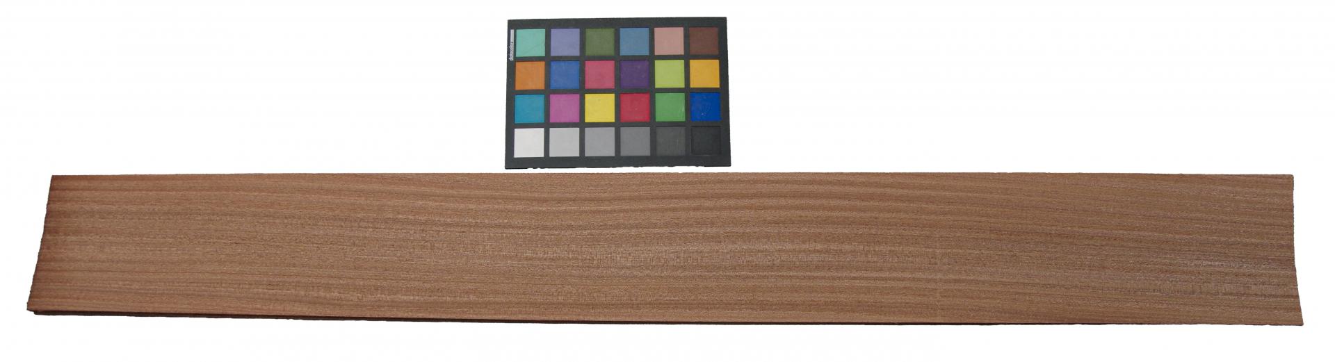 Mahogany Sapeli, - veneer (2,4mm) - 0,91m² (7pcs. x 108cm x 12cm)