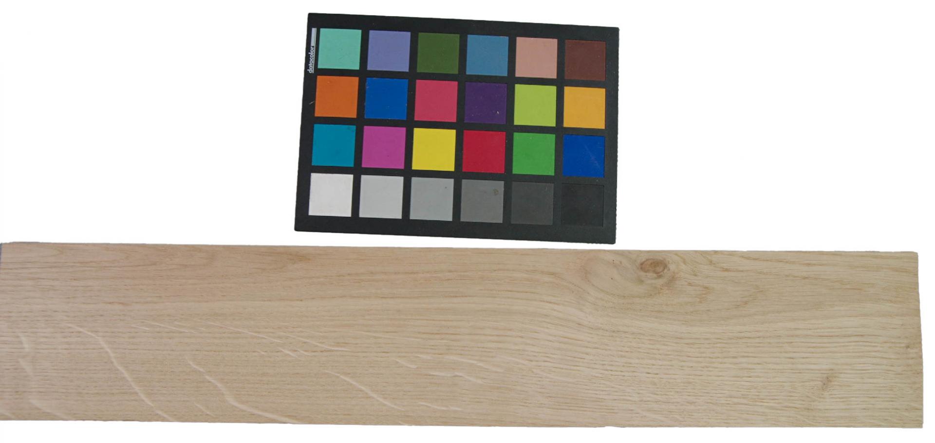 Eiche (Asteiche Wildeiche) Furnier mit Farbreferenz-Karte