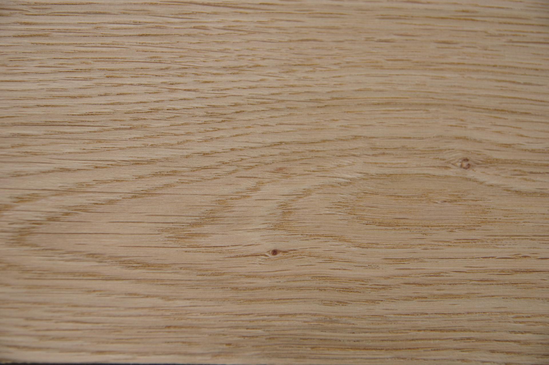 Eiche, europäische -Furnier (0,6mm) - 4,13m² (32Stk. x 123cm x 10,5cm)