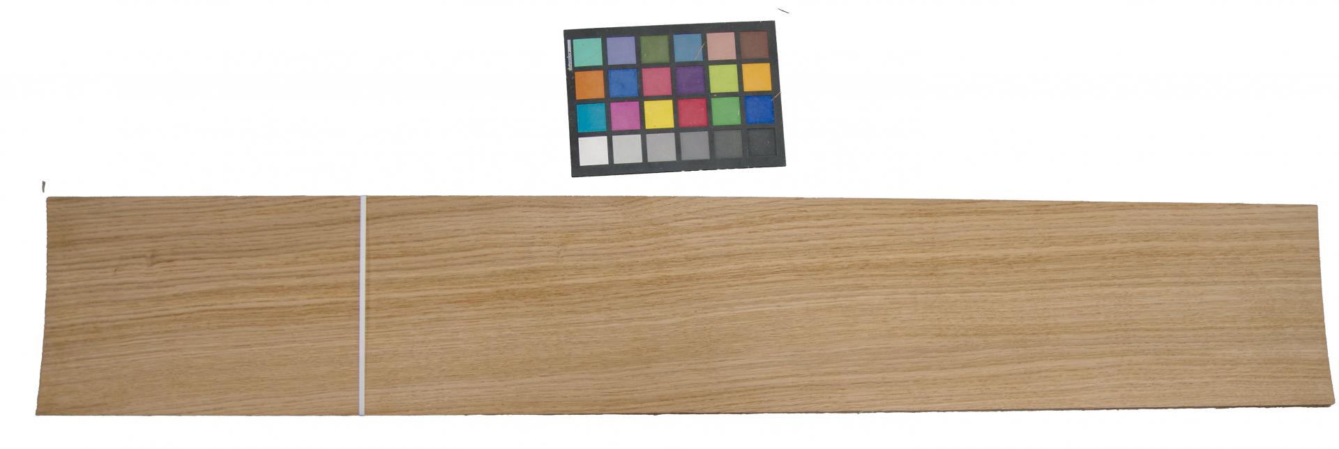 European Oak, - veneer (2,2mm) - 1,3m² (6pcs. x 117cm x 18,5cm)