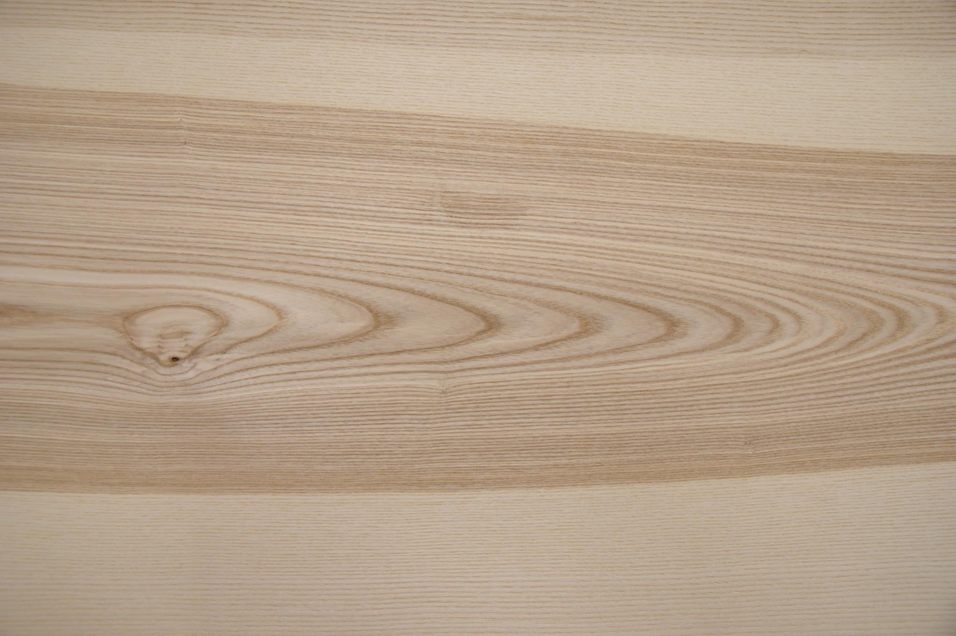 Olive Ash, - veneer (0,6mm) - 7,58m² (8pcs. x 206cm x 46cm)