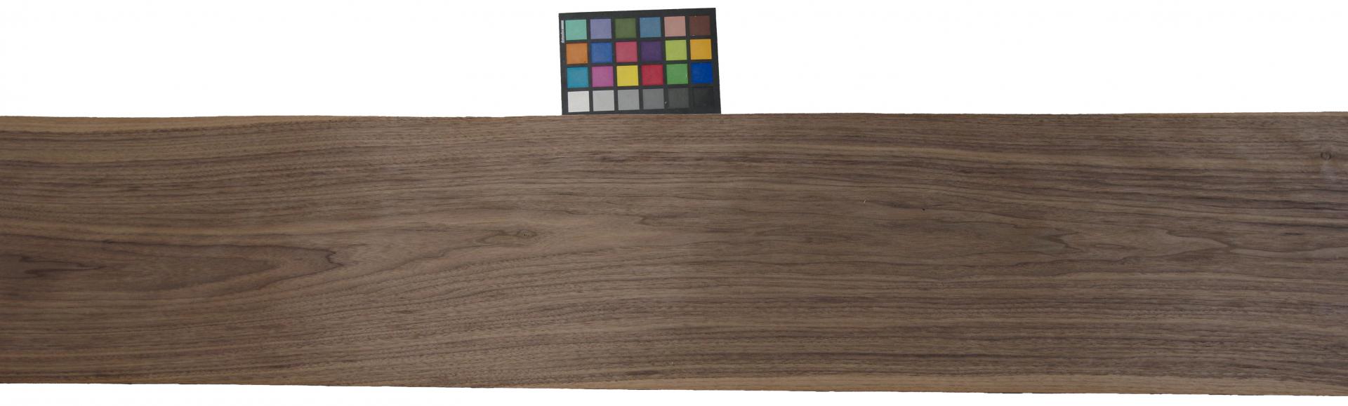 Nussbaum, amerikanischer -Furnier (0,6mm) - 26,39m² (28Stk. x 304cm x 31cm)