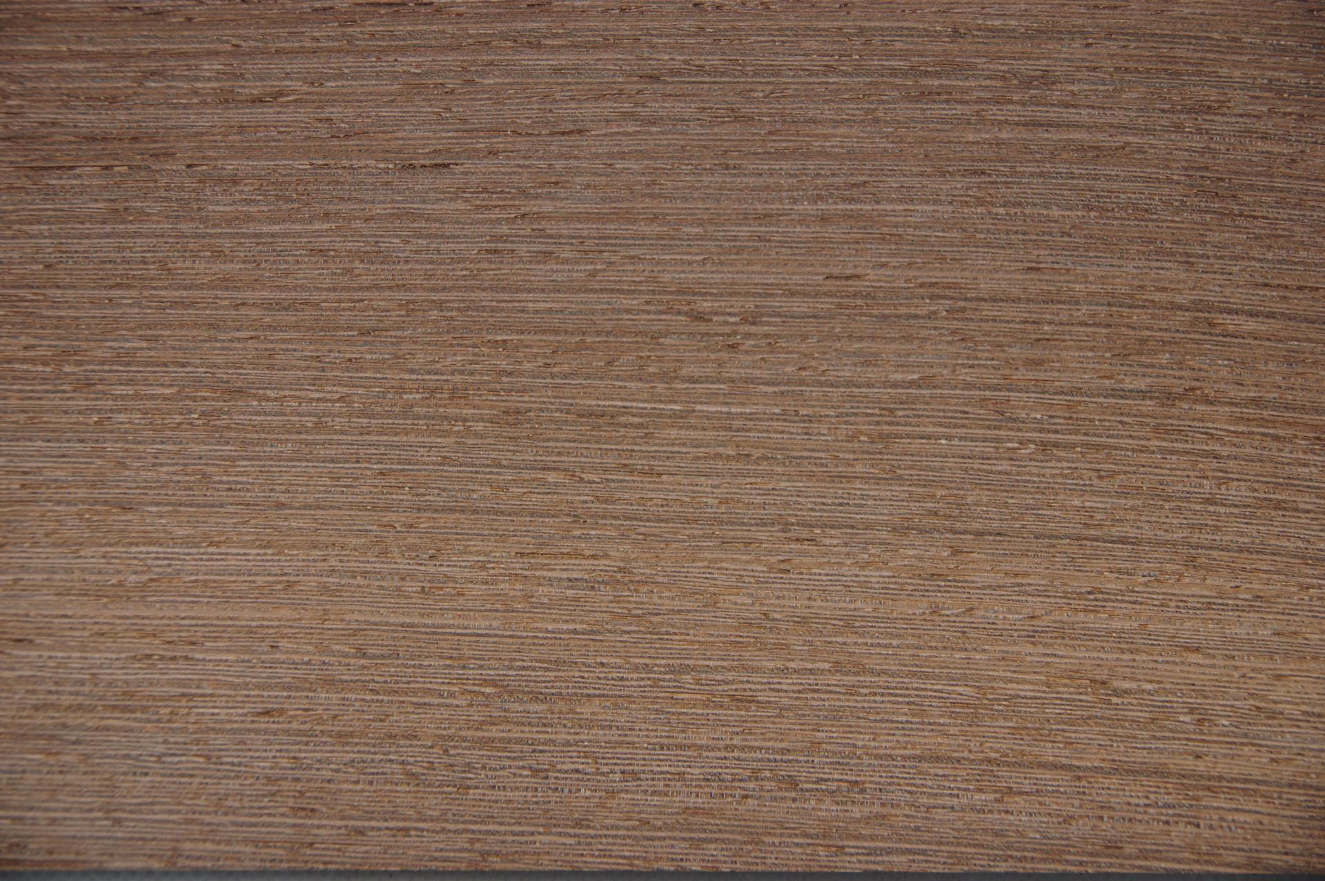 Wenge -Furnier (0,6mm) - 0,53m² (4Stk. x 85cm x 15,5cm)