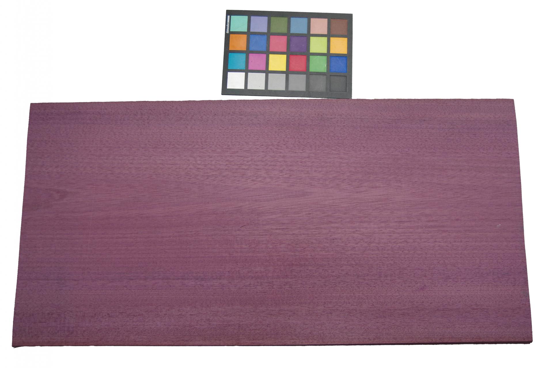 Amaranth (Purpleheart, Violetwood), - veneer (0,6mm) - 5,63m² (23pcs. x 71cm x 34,5cm)