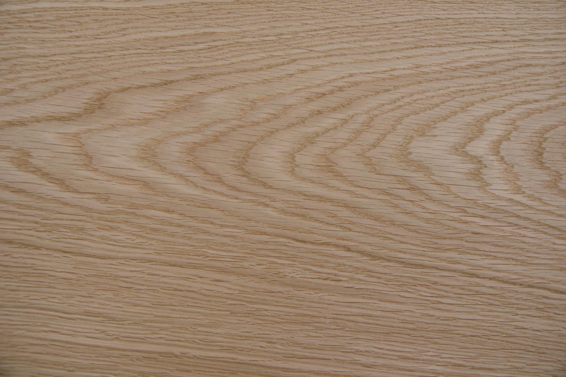Eiche, europäische -Furnier (0,6mm) - 31,55m² (31Stk. x 295cm x 34,5cm)