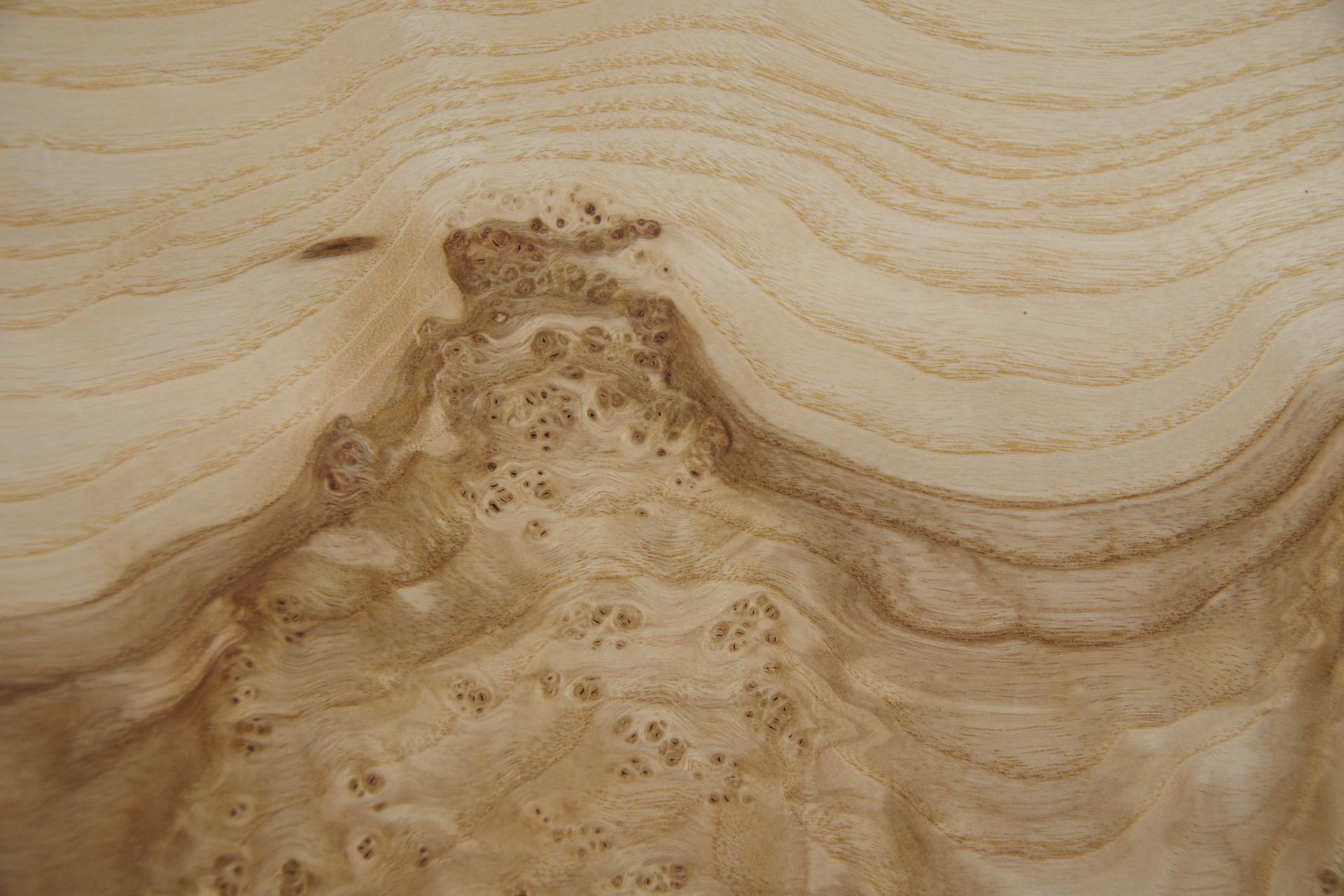 Olive Ash Burl, - veneer (0,6mm) - 8,26m² (12pcs. x 160cm x 43cm)