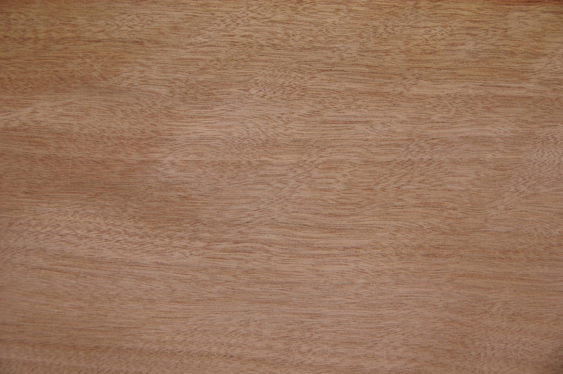 Gabun-Mahagoni, Okoumé -Furnier (0,6mm) - 1,34m² (10Stk. x 56cm x 24cm)