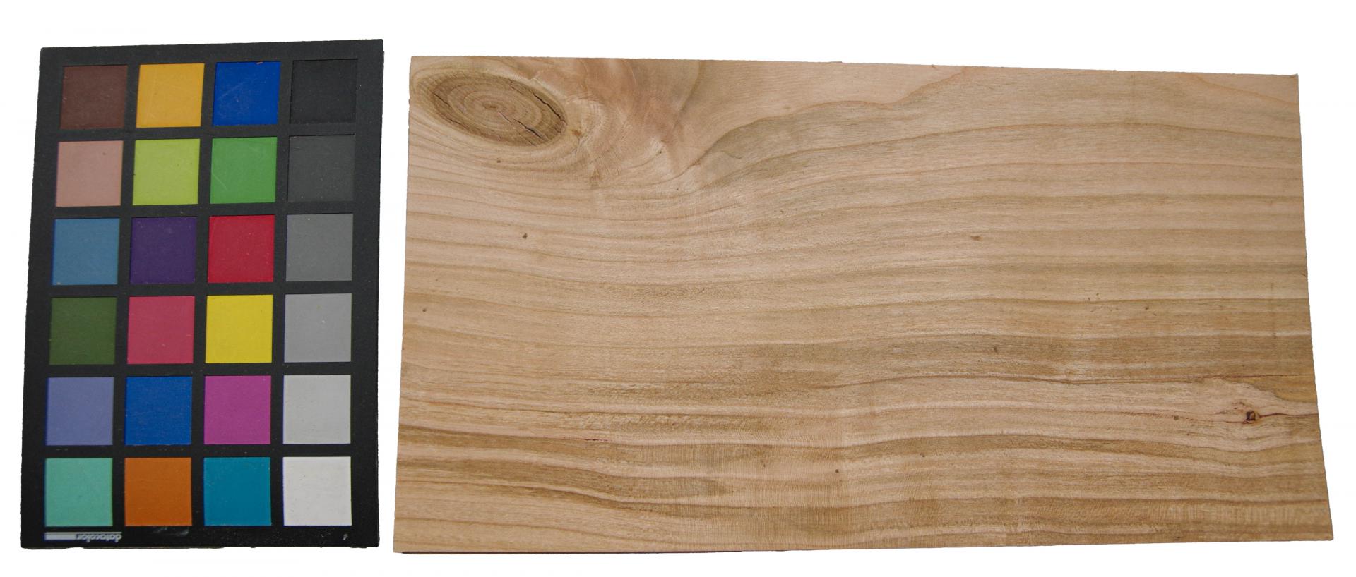 European Cherry, - veneer (2,4mm) - 0,45m² (8pcs. x 33cm x 17cm)