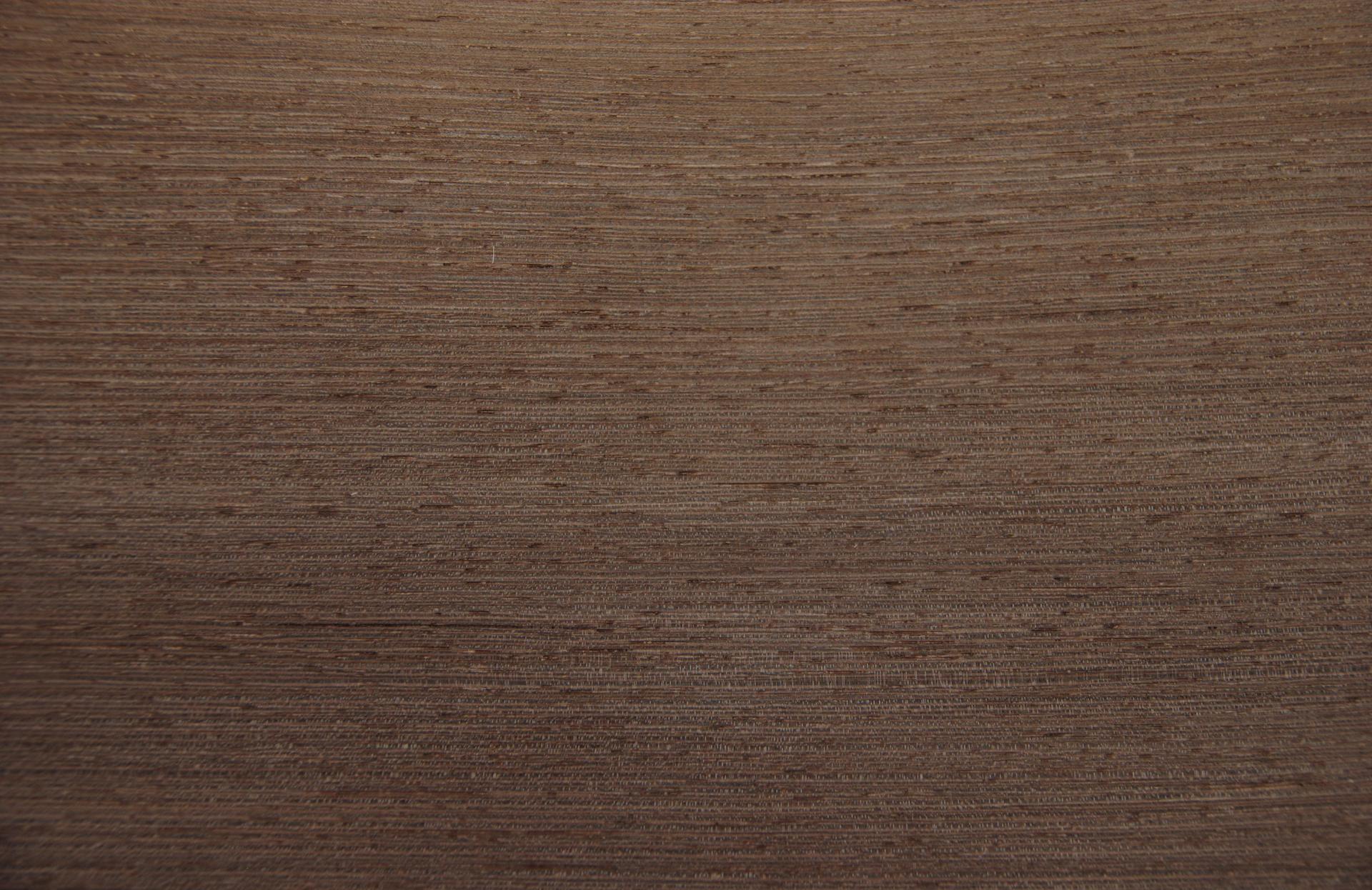 Wenge -Furnier (0,6mm) - 3,51m² (16Stk. x 122cm x 18cm)