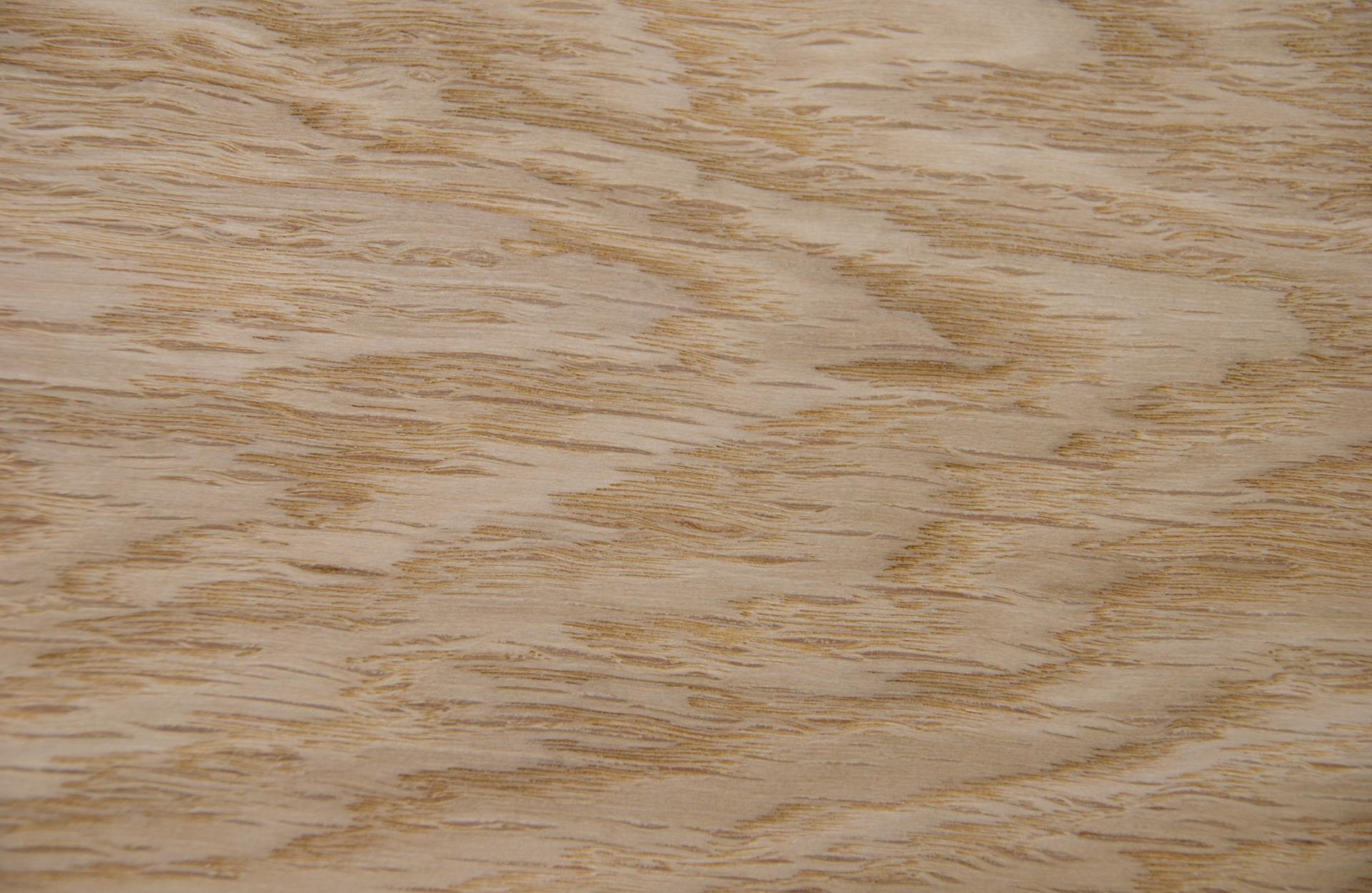 Eiche, europäische -Furnier (0,6mm) - 11,33m² (32Stk. x 295cm x 12cm)