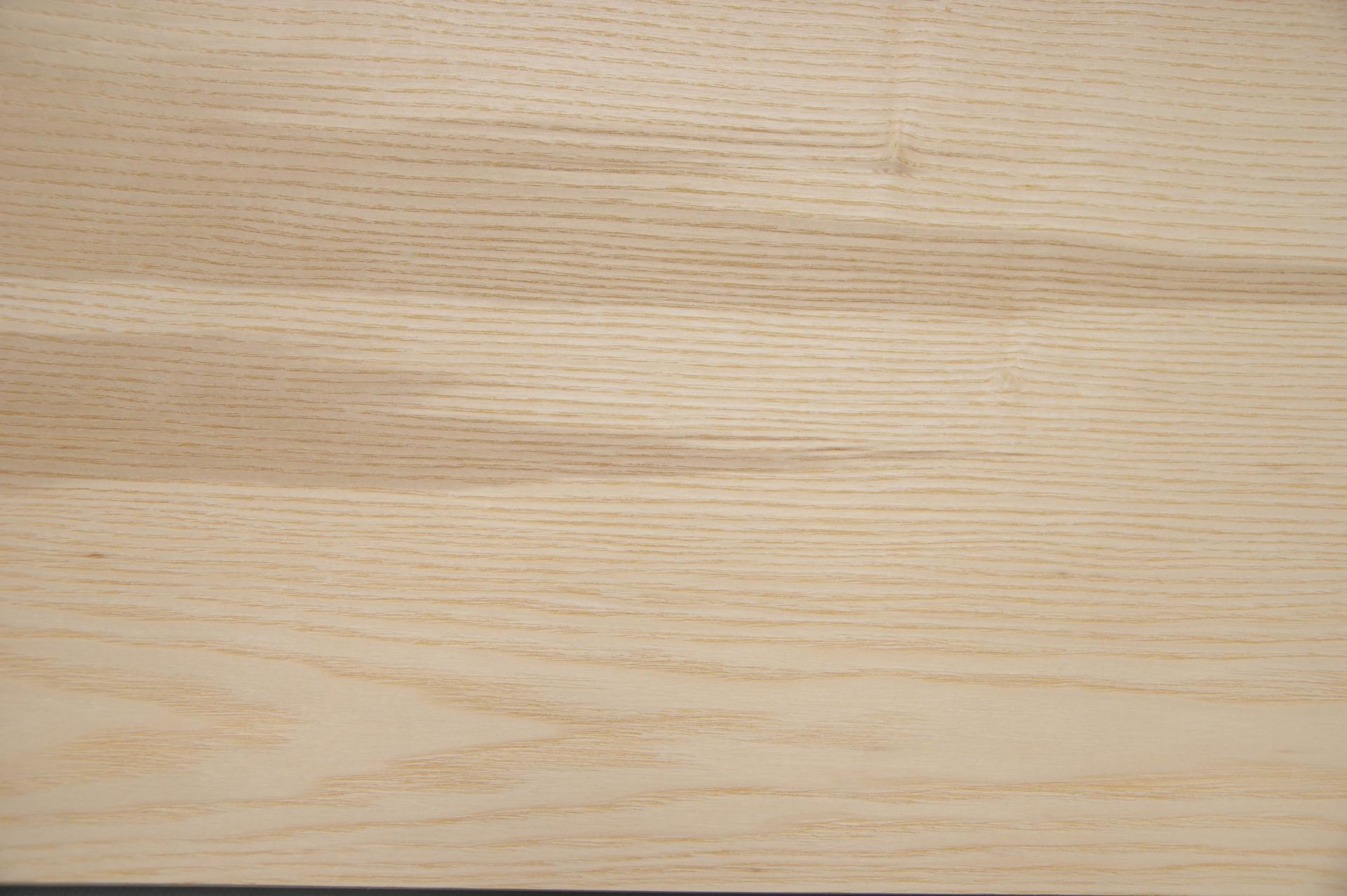 Olive Ash, - veneer (0,6mm) - 5,61m² (26pcs. x 83cm x 26cm)