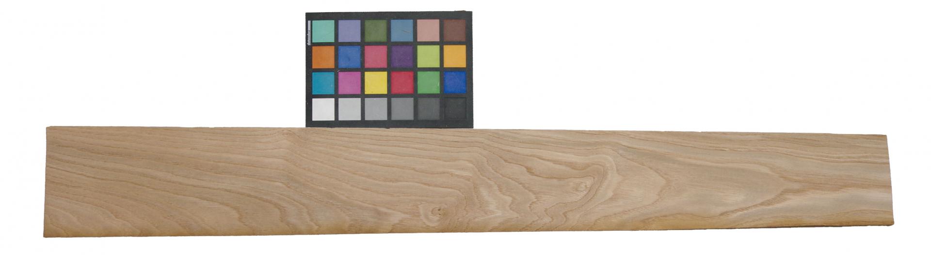 Chestnut, - veneer (0,6mm) - 1,37m² (14pcs. x 98cm x 10cm)