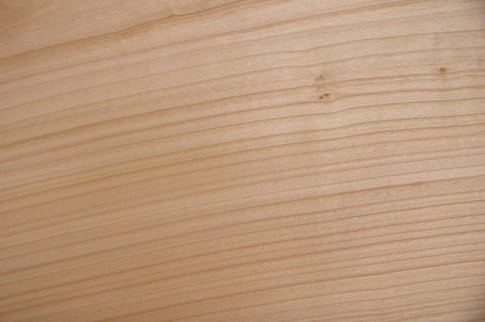 European Cherry, - veneer (0,9mm) - 1,24m² (13pcs. x 58cm x 16,5cm)