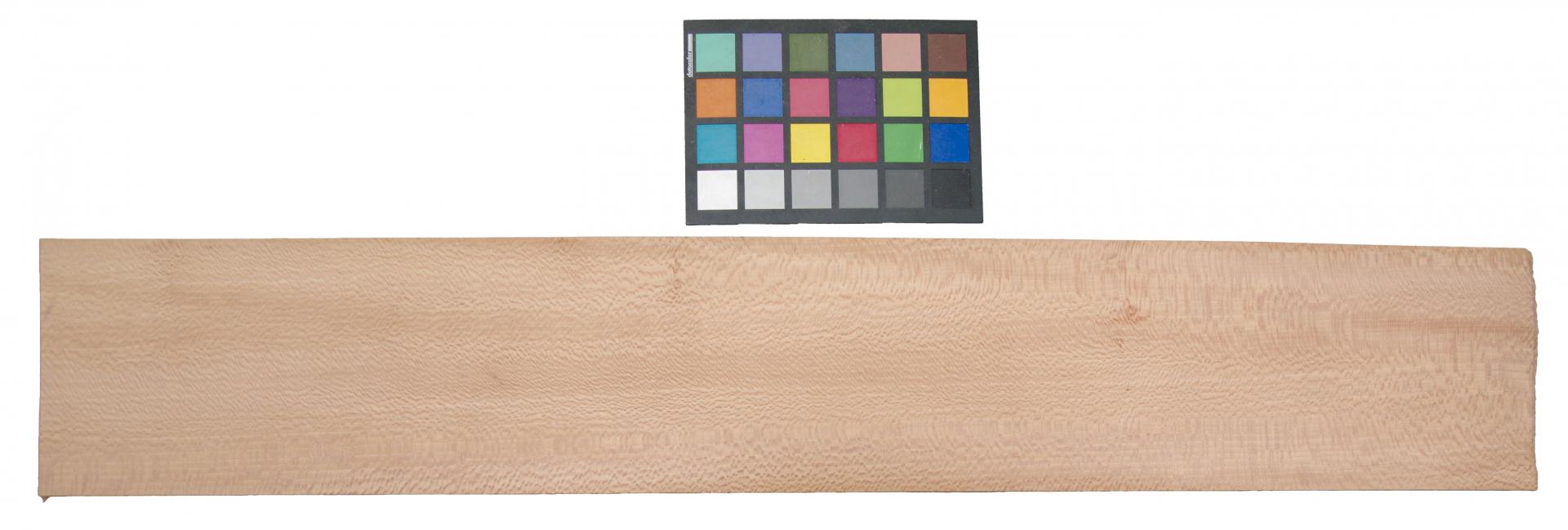 Platane -Furnier (0,6mm) - 1,27m² (8Stk. x 99cm x 16cm)