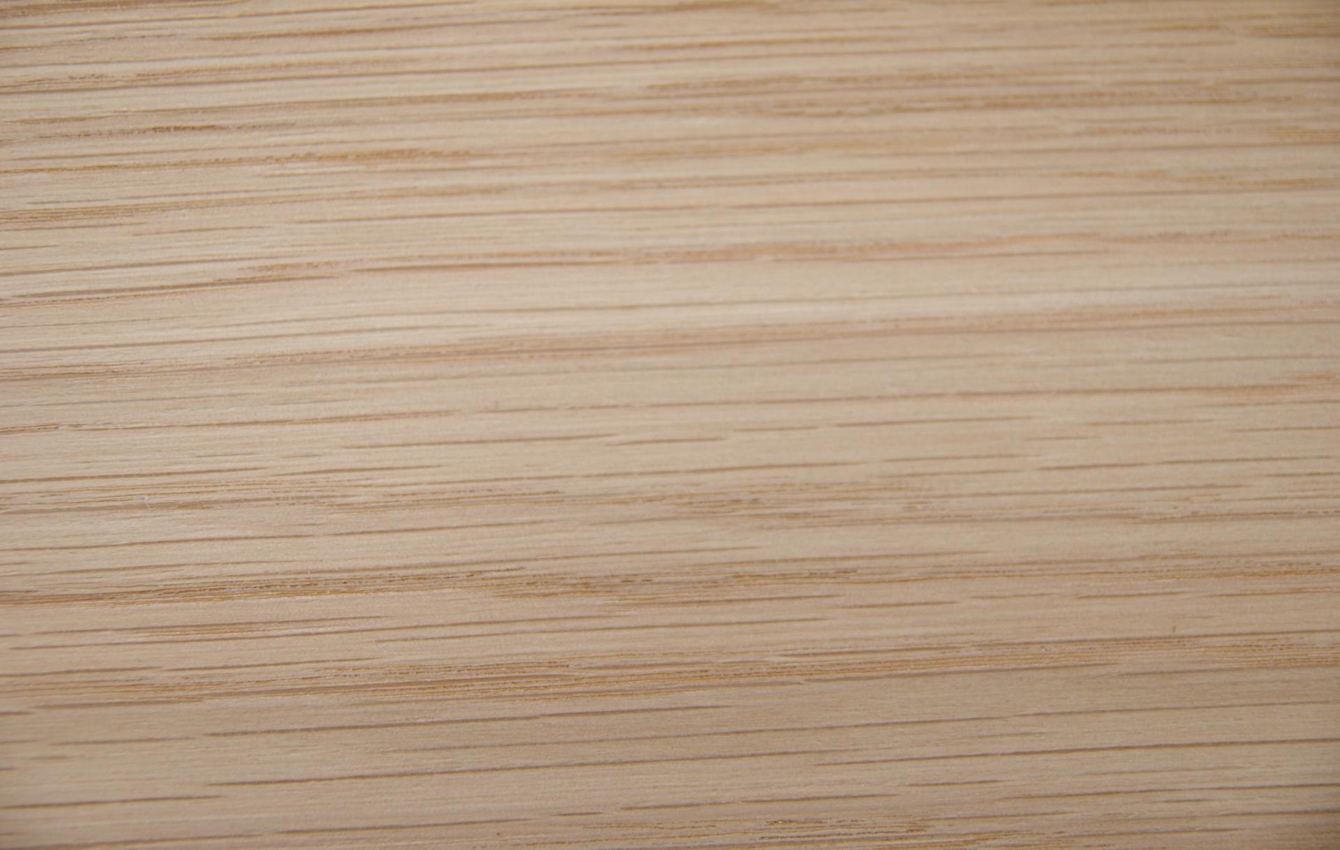 Eiche, europäische -Furnier (0,9mm) - 1,22m² (16Stk. x 95cm x 8cm)