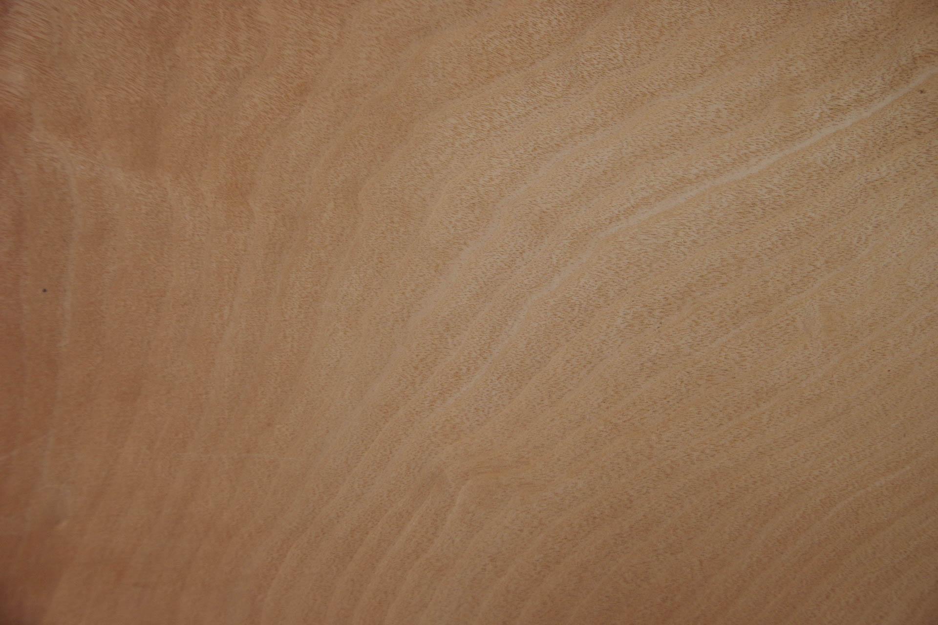 Myrtle, - veneer (0,6mm) - 1,43m² (17pcs. x 42cm x 20cm)