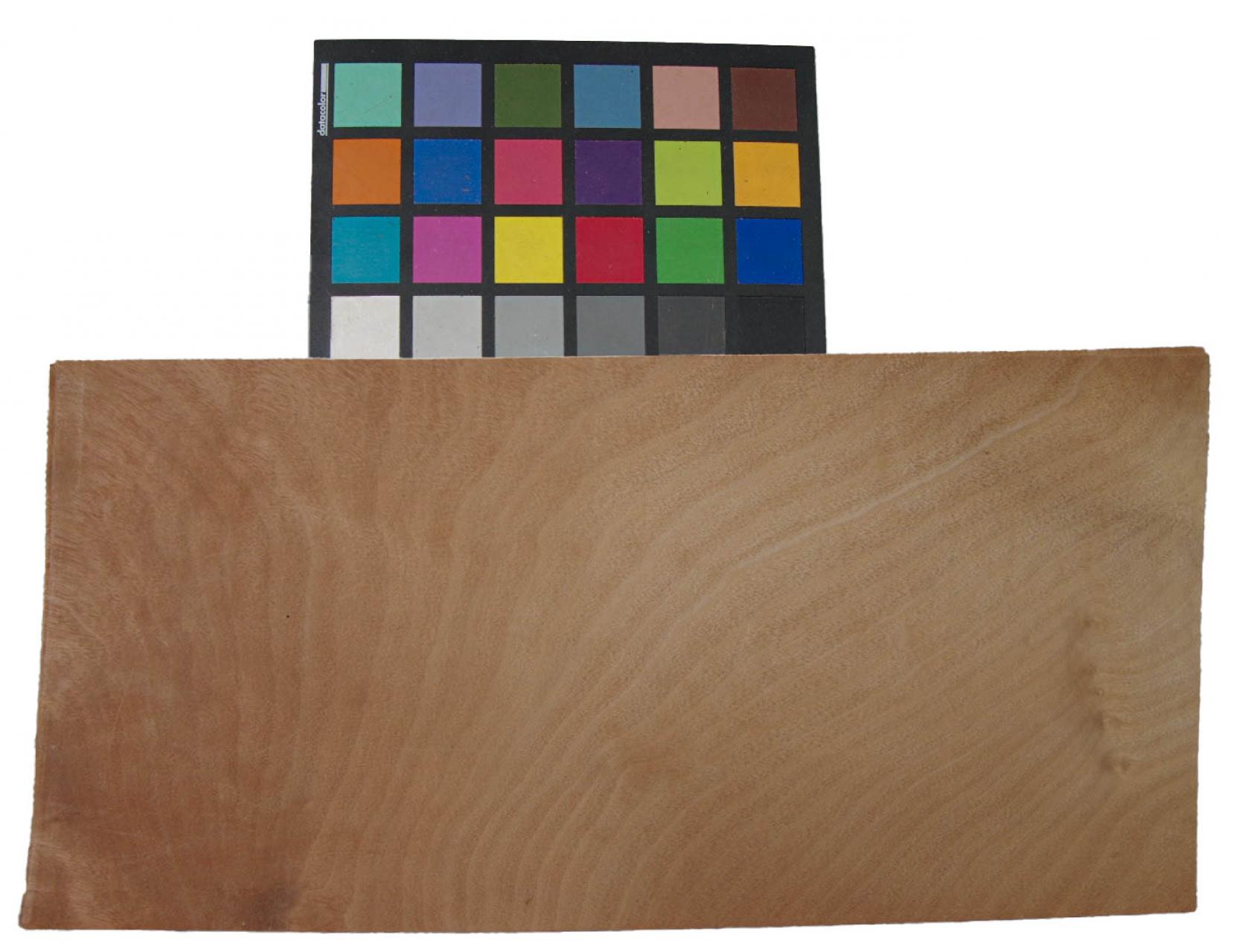 Myrtle, - veneer (0,6mm) - 1,43m² (17pcs. x 42cm x 20cm)
