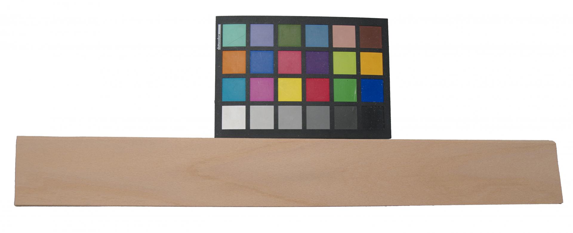 Beech, - veneer (0,6mm) - 0,92m² (24pcs. x 59cm x 6,5cm)