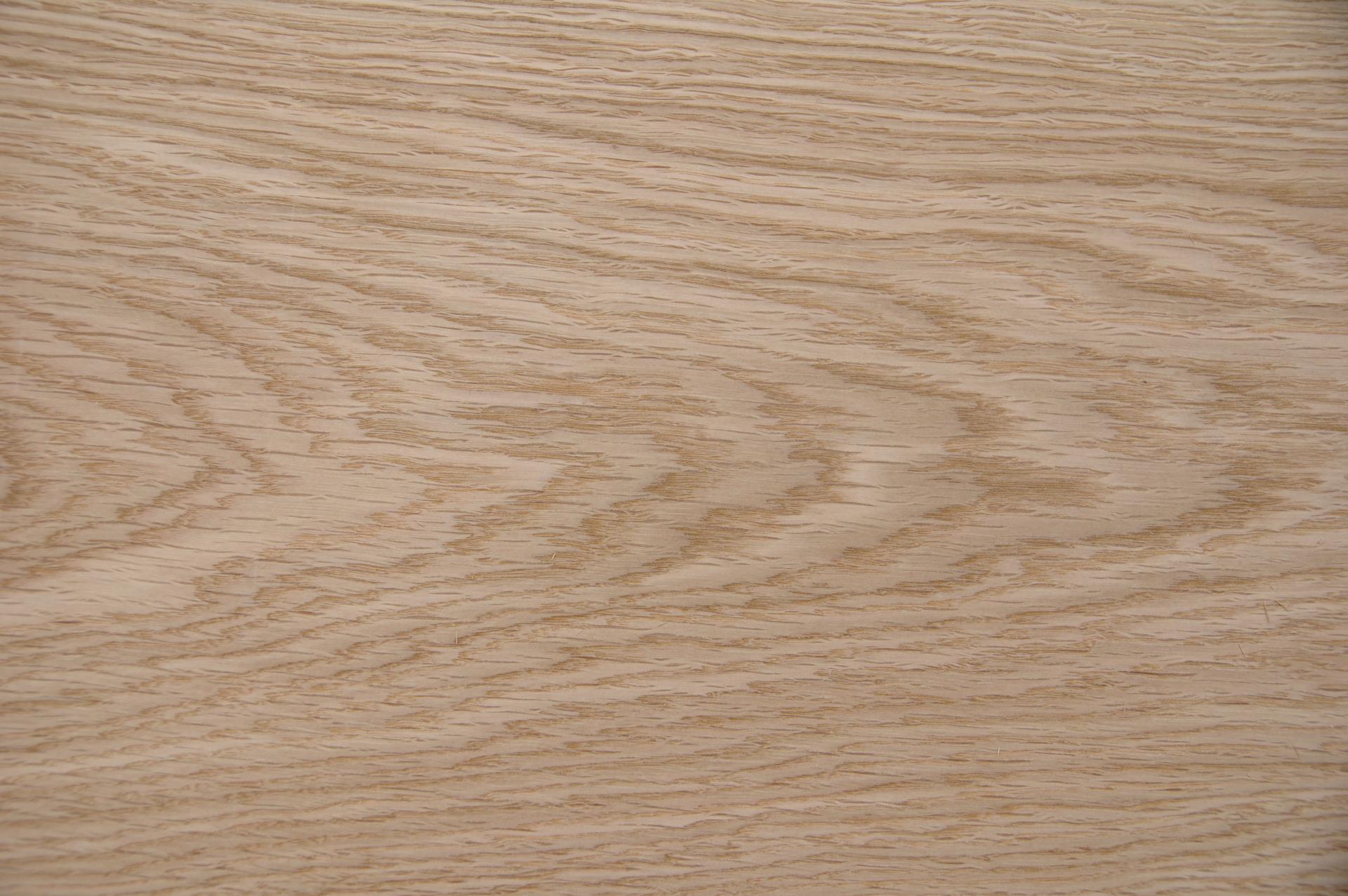 Eiche, europäische -Furnier (0,6mm) - 26,82m² (32Stk. x 289cm x 29cm)