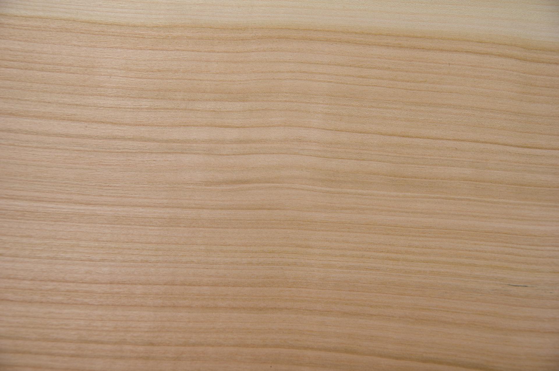 Kirschbaum, europäischer -Furnier (2,5mm) - 1,42m² (6Stk. x 105cm x 22,5cm)