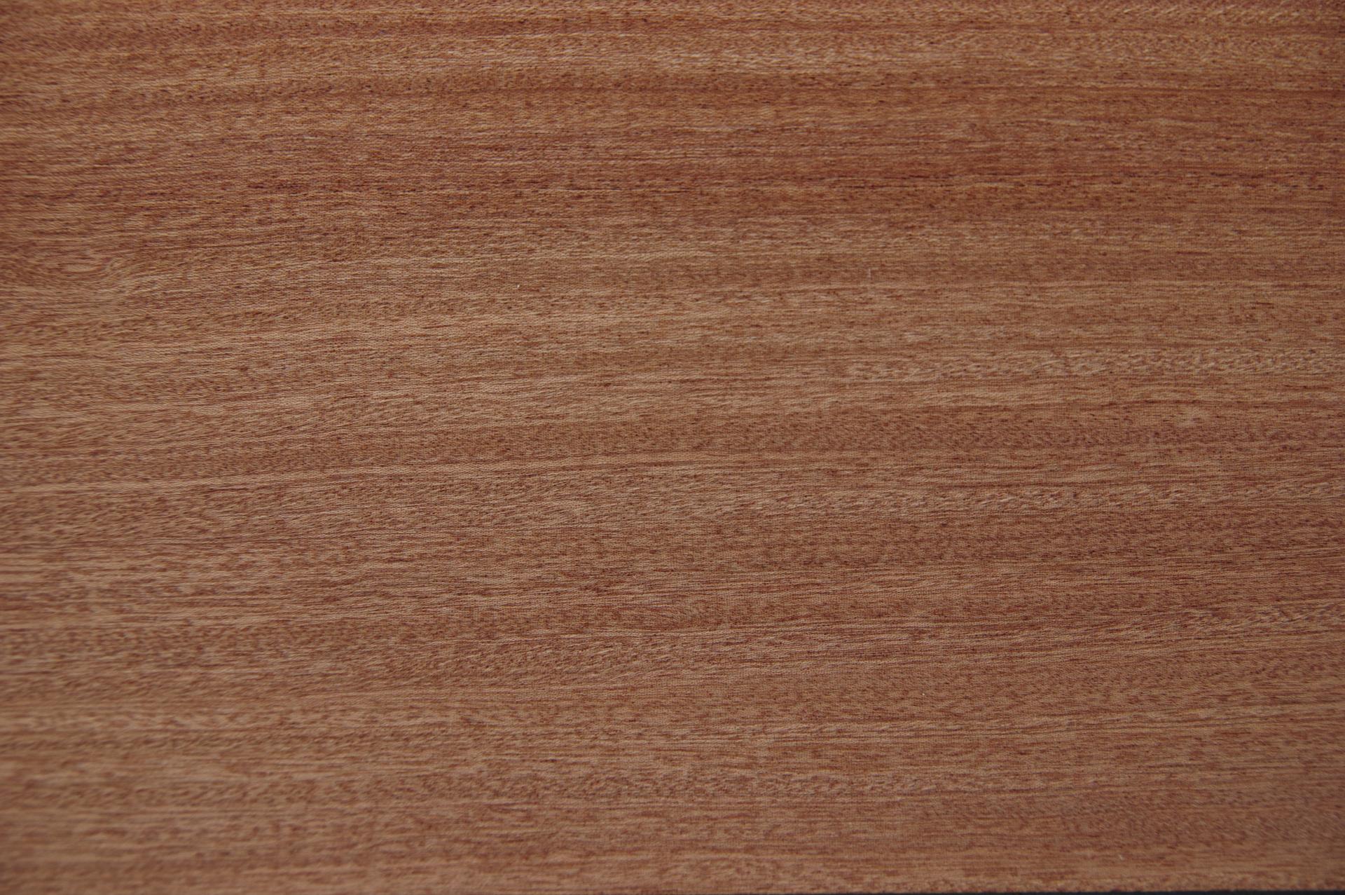 Mahagoni Sapeli -Furnier (2,4mm) - 0,38m² (8Stk. x 32cm x 15cm)