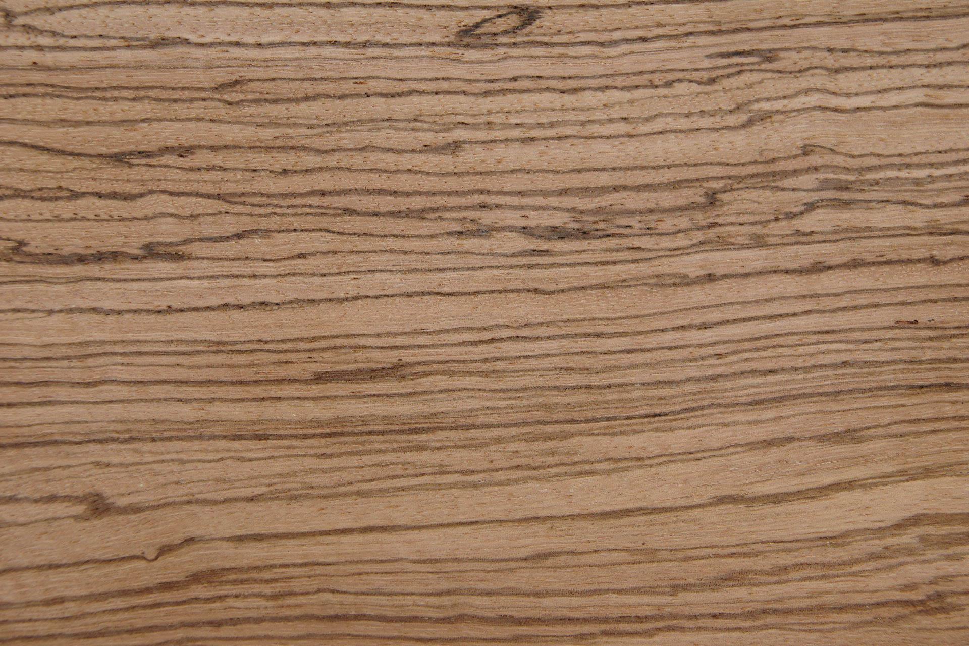 Zebrano -Furnier (0,6mm) - 2,92m² (14Stk. x 144cm x 14,5cm)