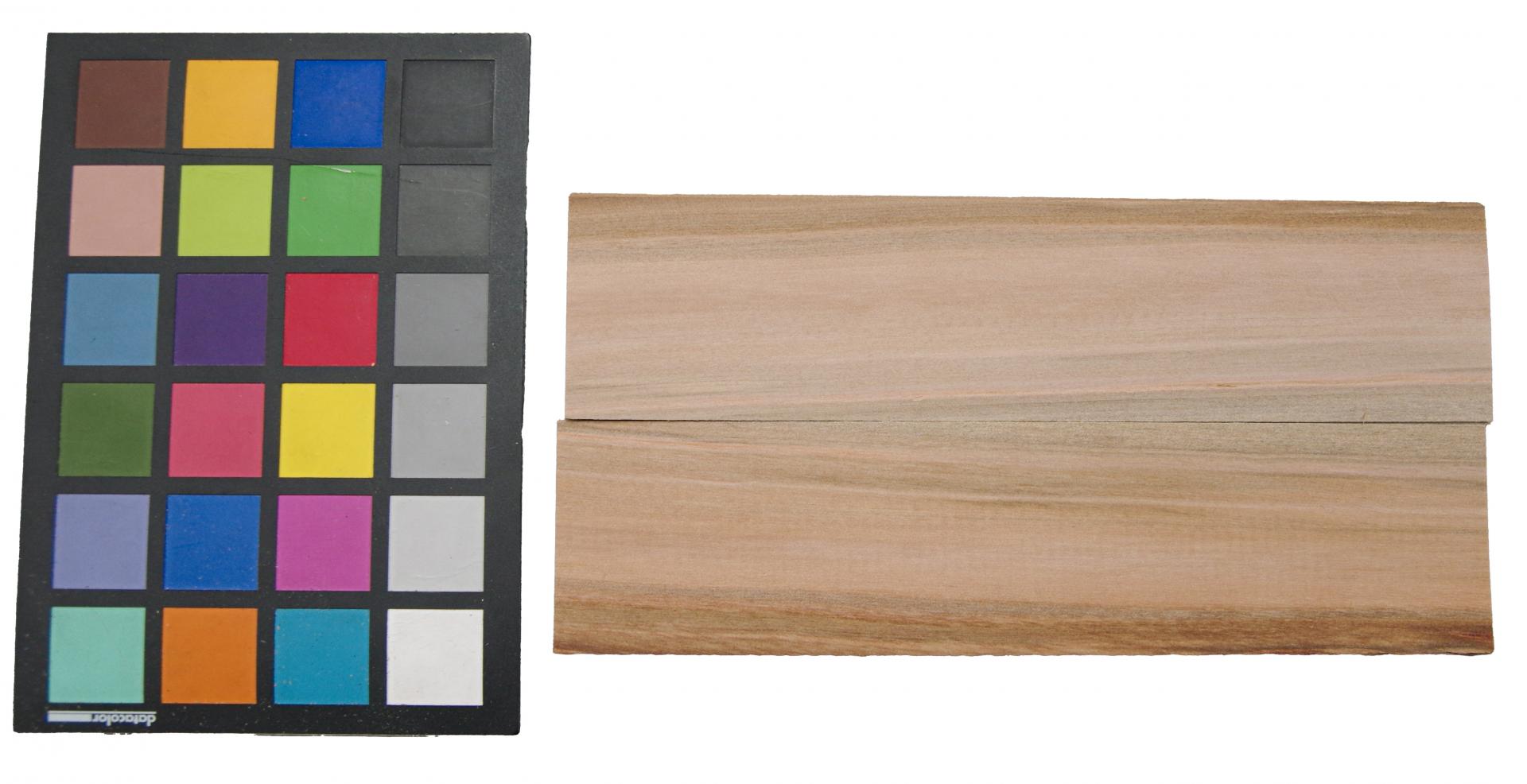 Amerikanischer Amberbaum (Satin Walnut) -Furnier (1,4mm) - 0,16m² (10Stk. x 26cm x 6cm)