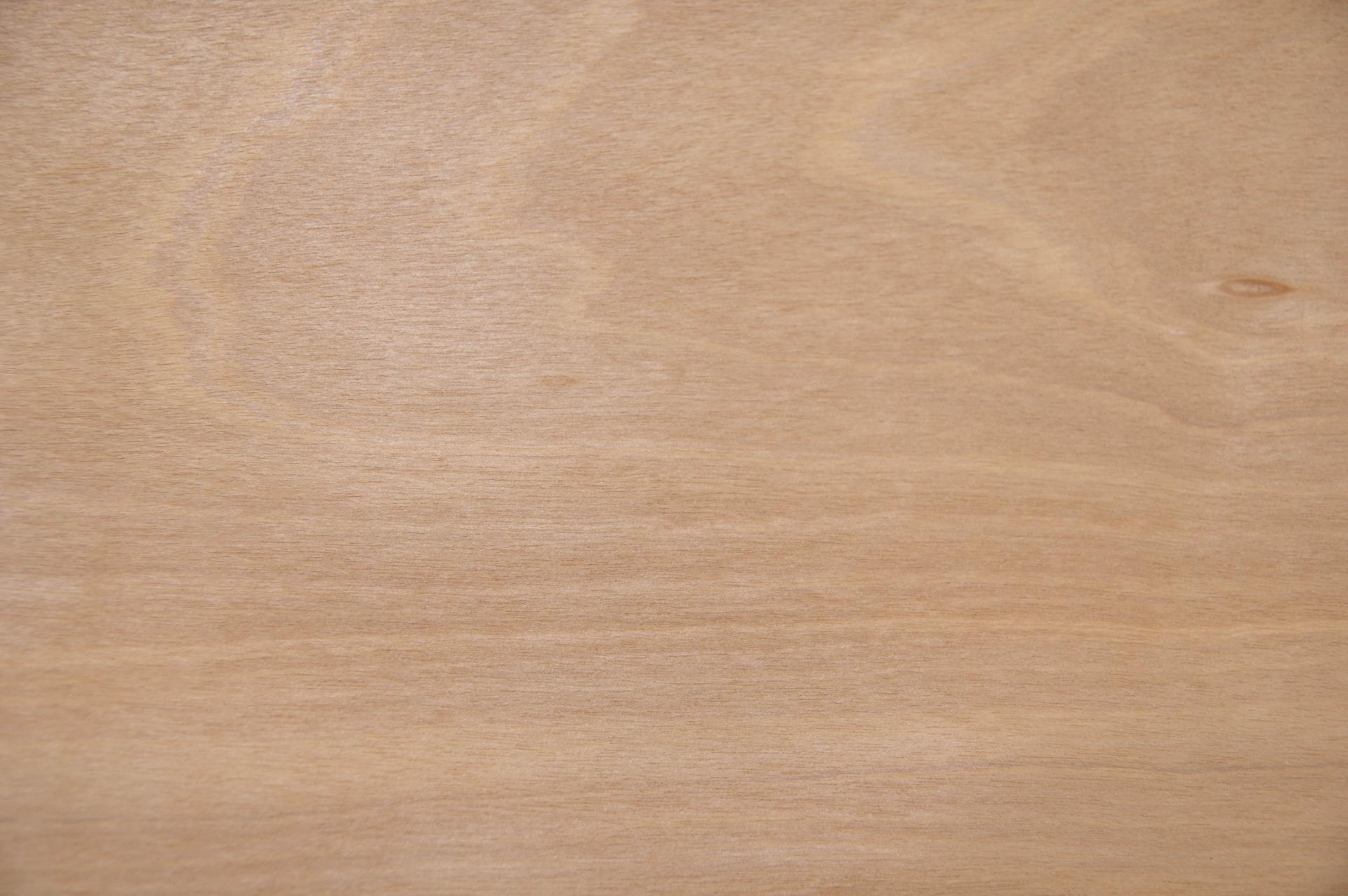 Anegre, - veneer (0,6mm) - 7,39m² (26pcs. x 196cm x 14,5cm)