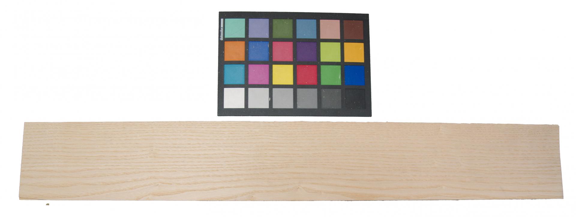 White Ash, - veneer (1,4mm) - 0,76m² (12pcs. x 67cm x 9,5cm)