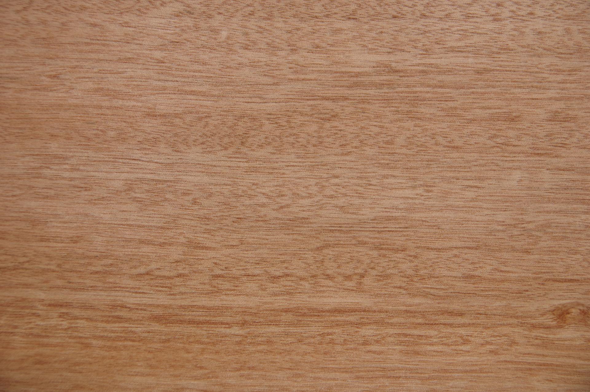 Gabun-Mahagoni, Okoumé -Furnier (0,6mm) - 7,24m² (30Stk. x 134cm x 18cm)