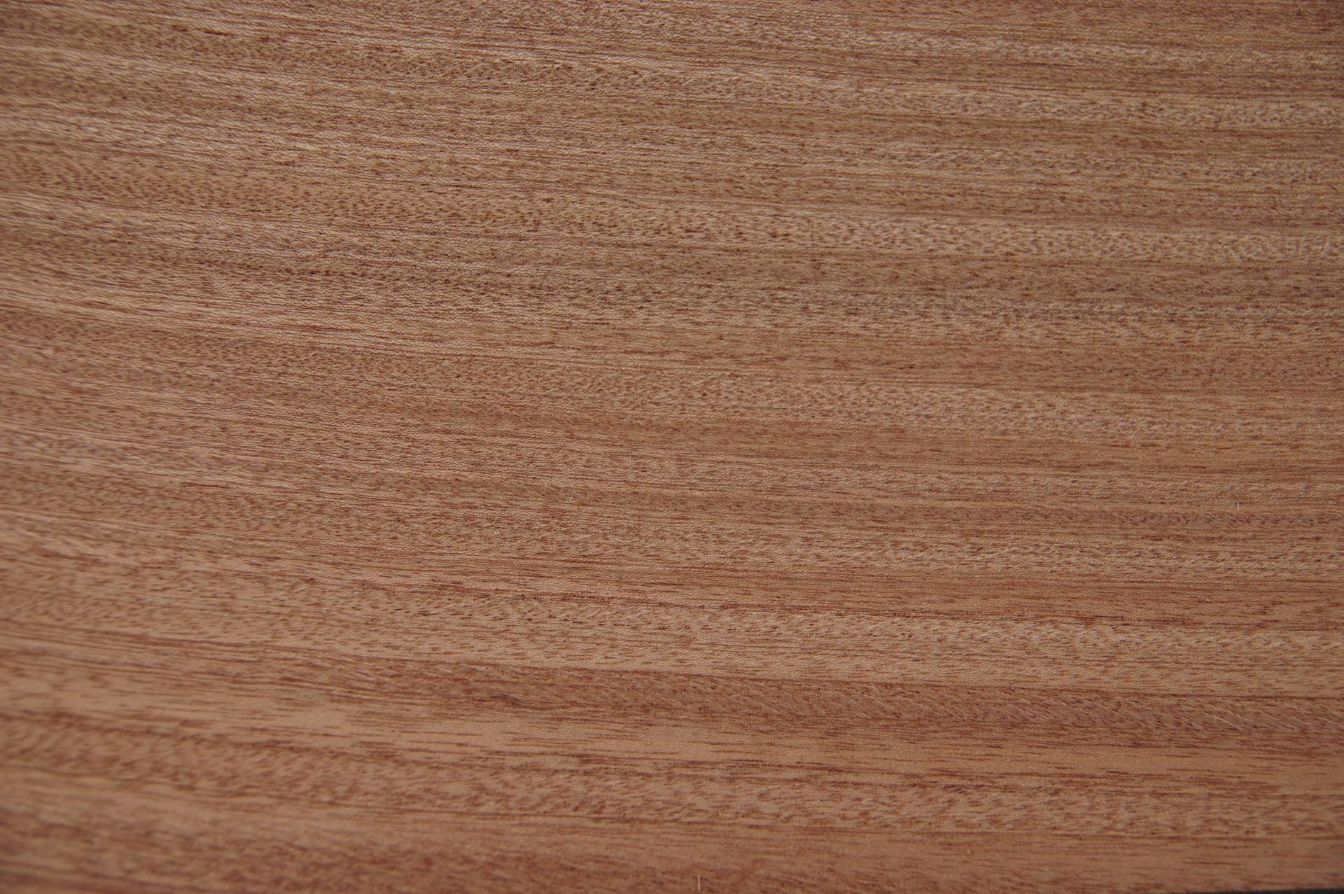 Mahagoni Sapeli -Furnier (2,4mm) - 0,31m² (8Stk. x 26cm x 15cm)