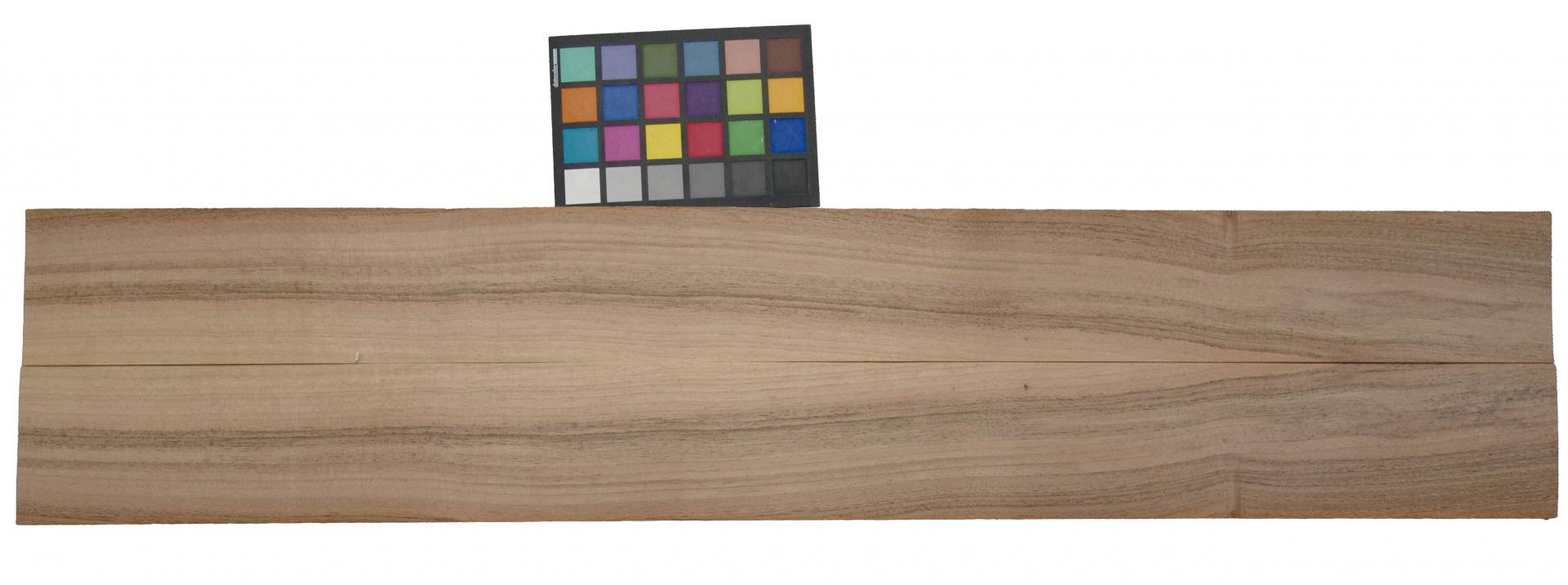 European Walnut, - veneer (1,4mm) - 1,72m² (13pcs. x 115cm x 11,5cm)
