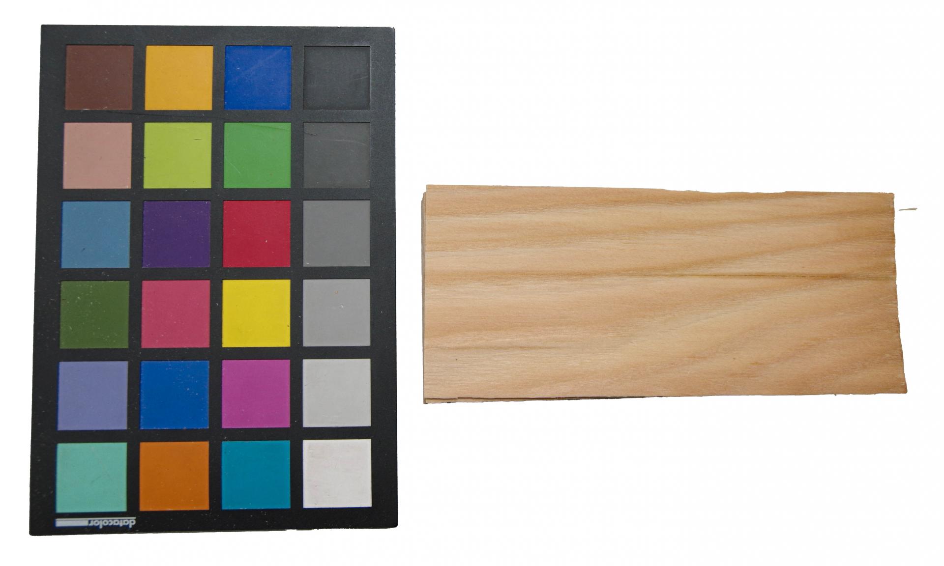 Larch, - veneer (1,4mm) - 0,13m² (9pcs. x 19cm x 7,5cm)